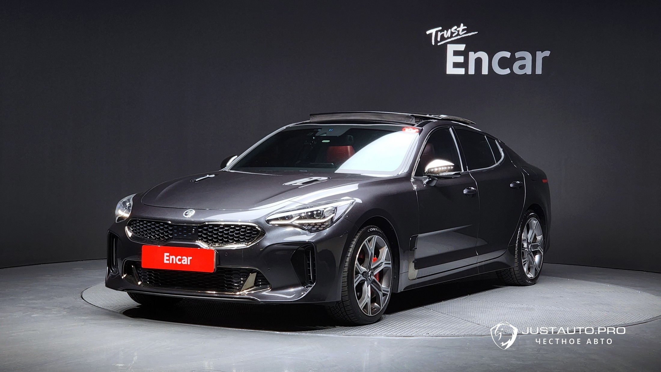 Автомобиль Kia Stinger