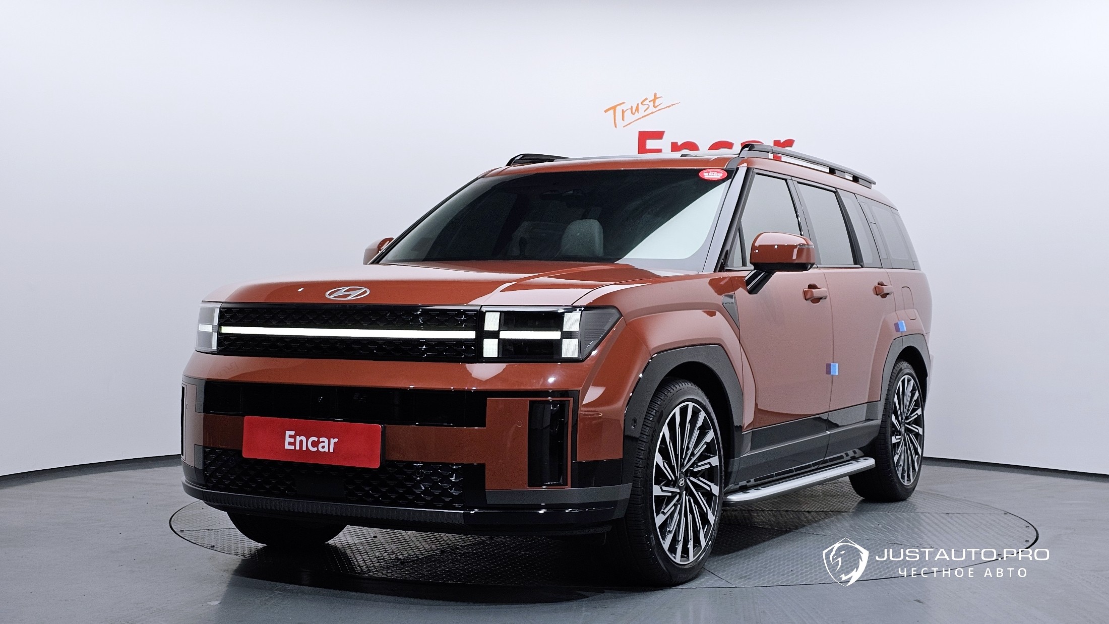 Автомобиль Hyundai Santafe