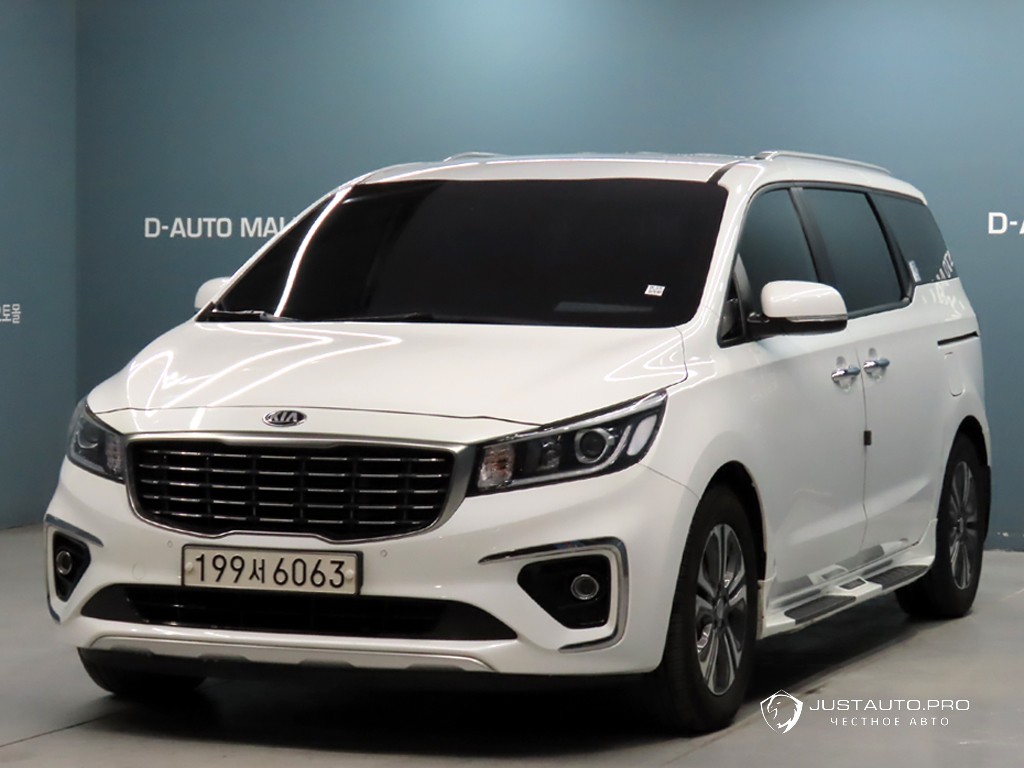 Автомобиль Kia Canival