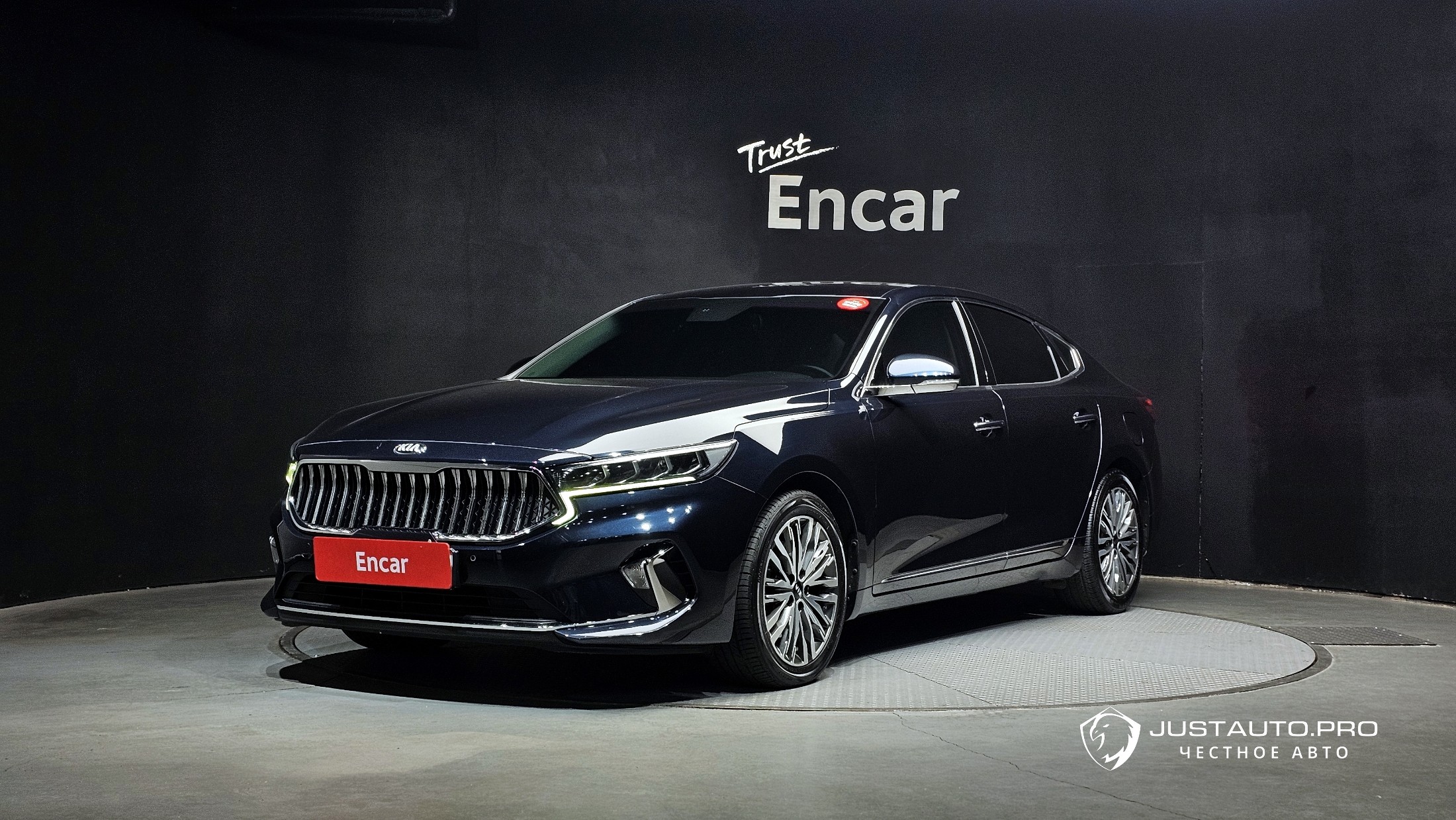 Автомобиль Kia K7