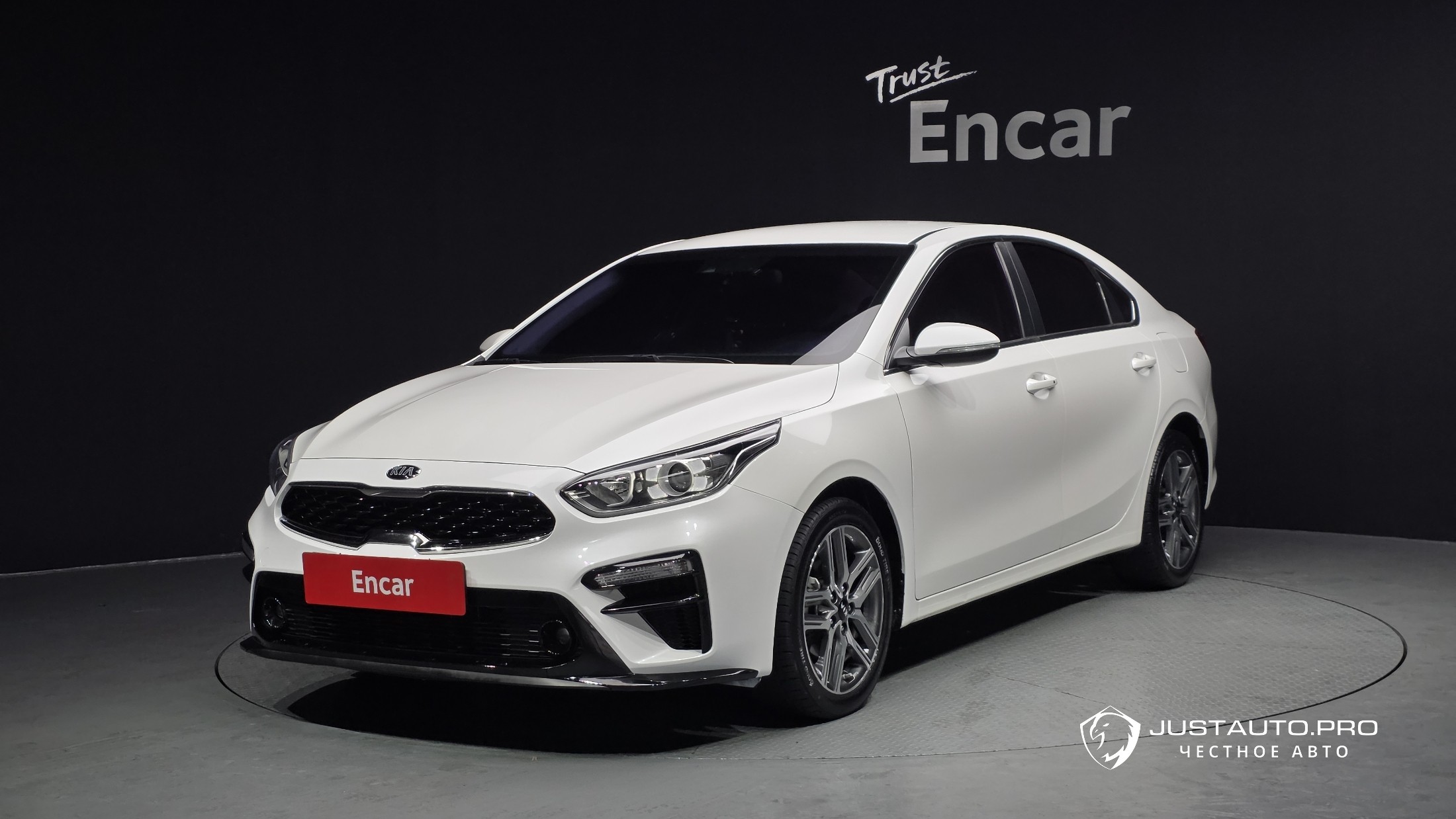 Автомобиль Kia K3