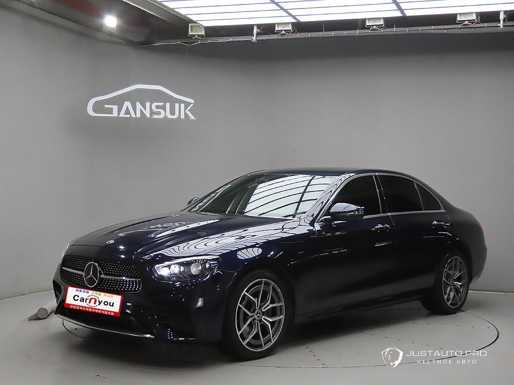 Автомобиль Mercedes-Benz E-Class
