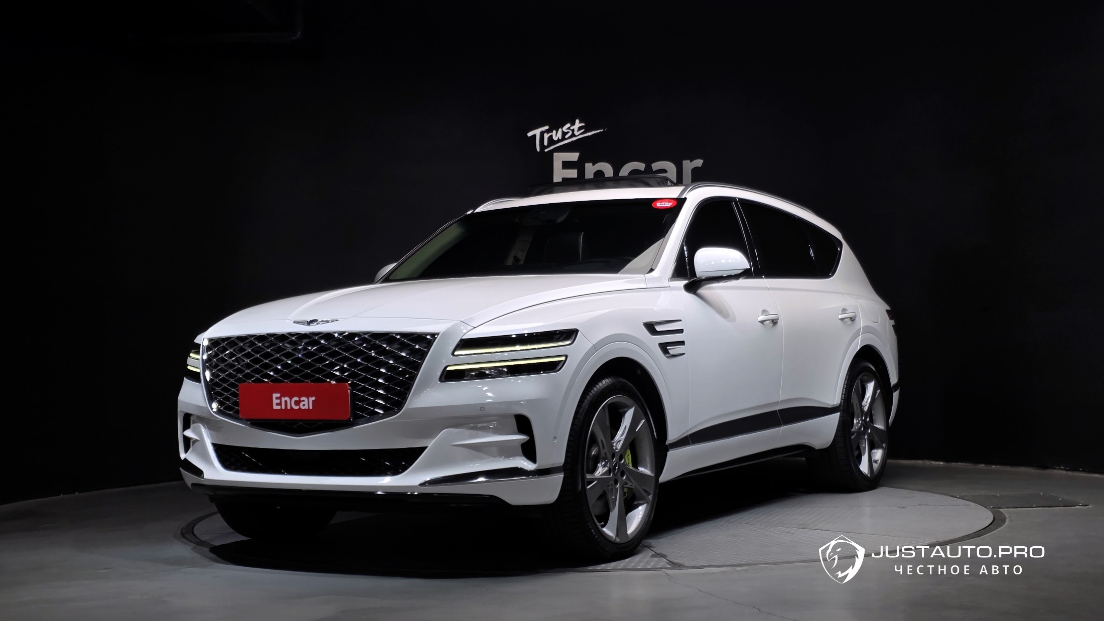 Автомобиль Genesis GV80