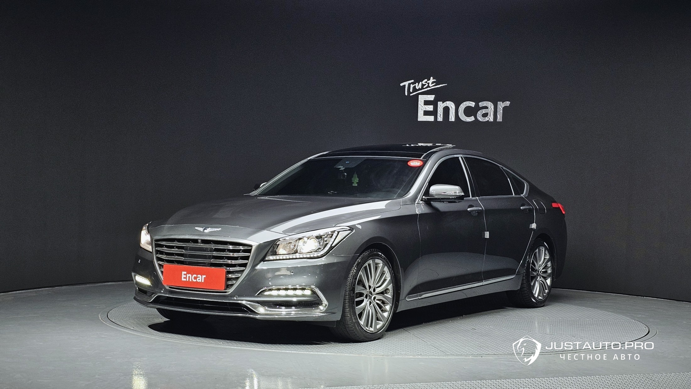 Автомобиль Genesis G80