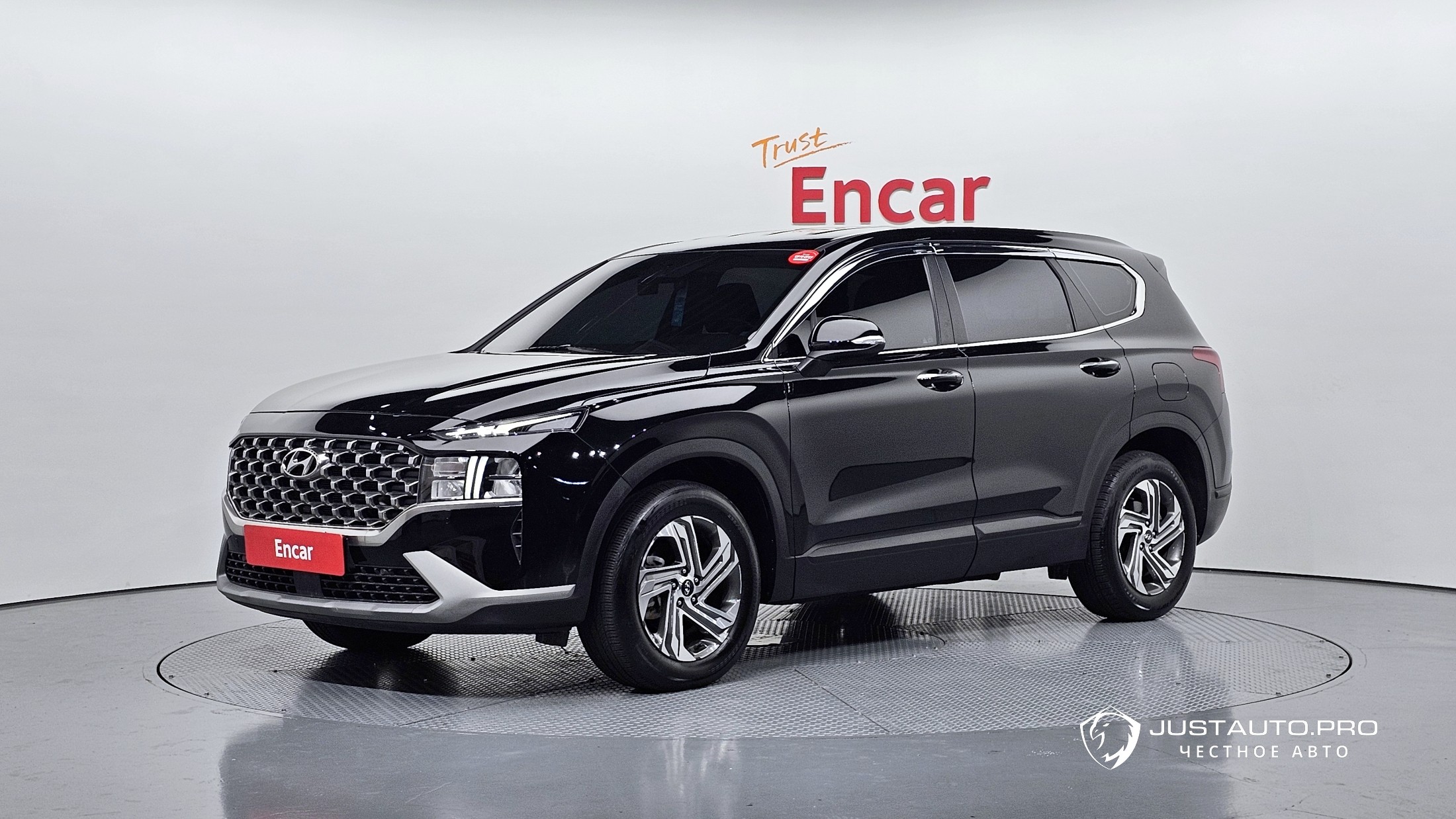 Автомобиль Hyundai Santafe