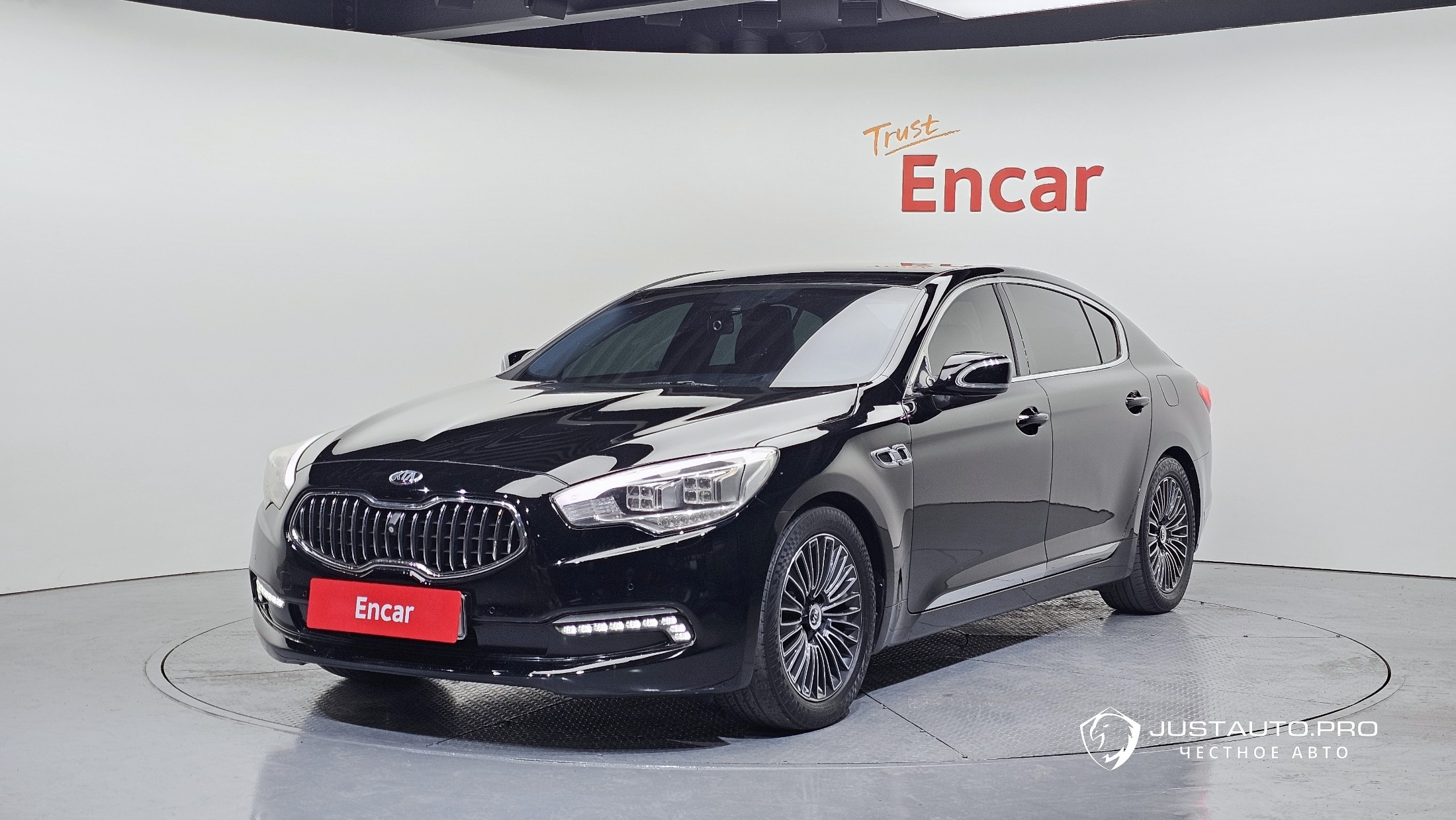 Автомобиль Kia K9