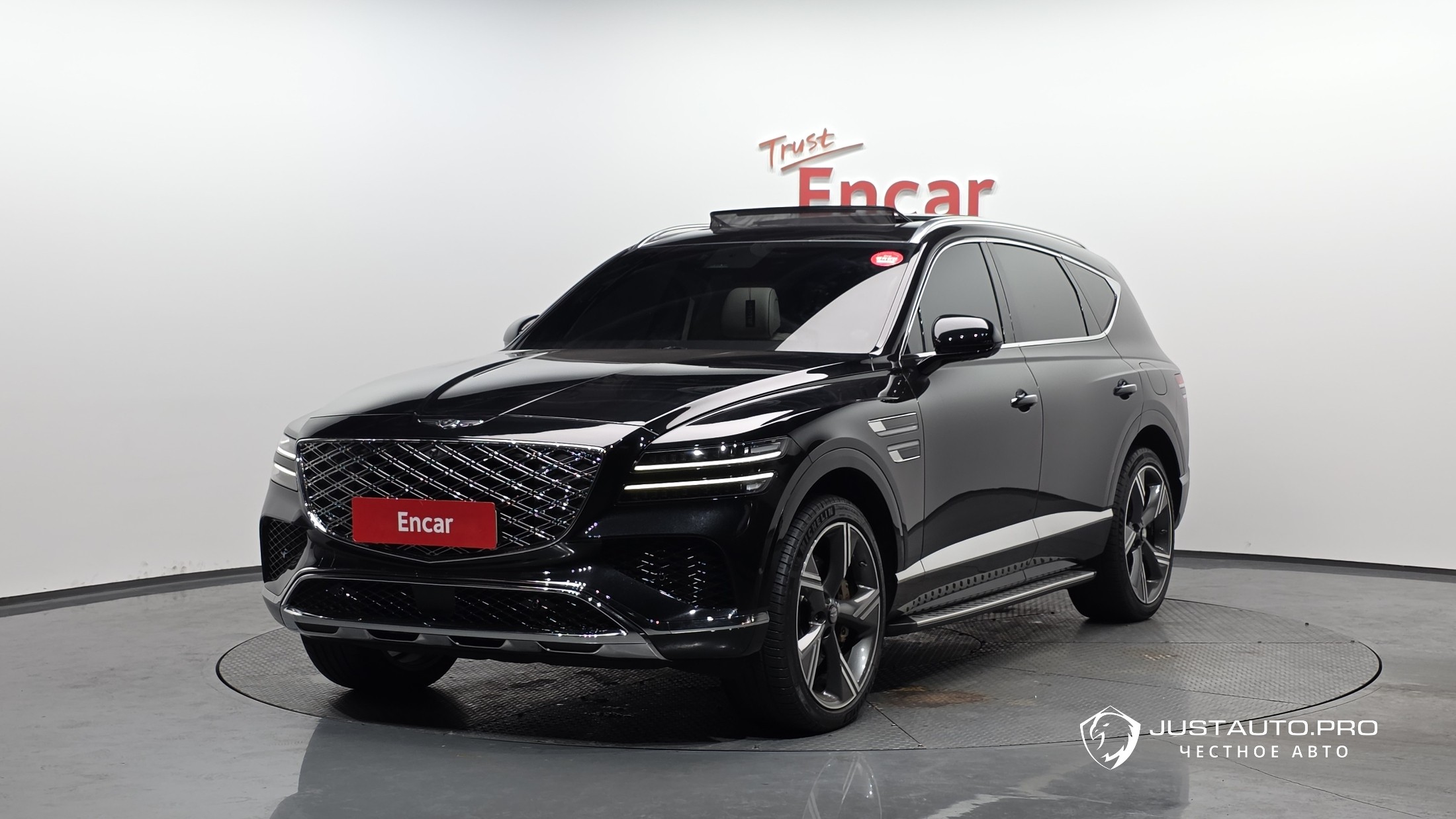 Автомобиль Genesis GV80