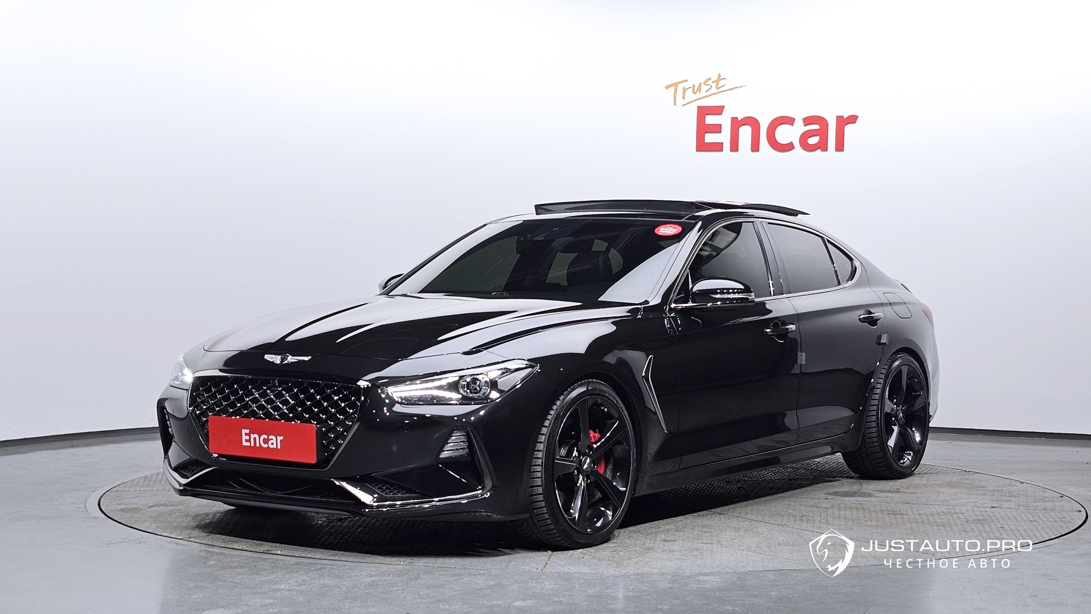 Автомобиль Genesis G70