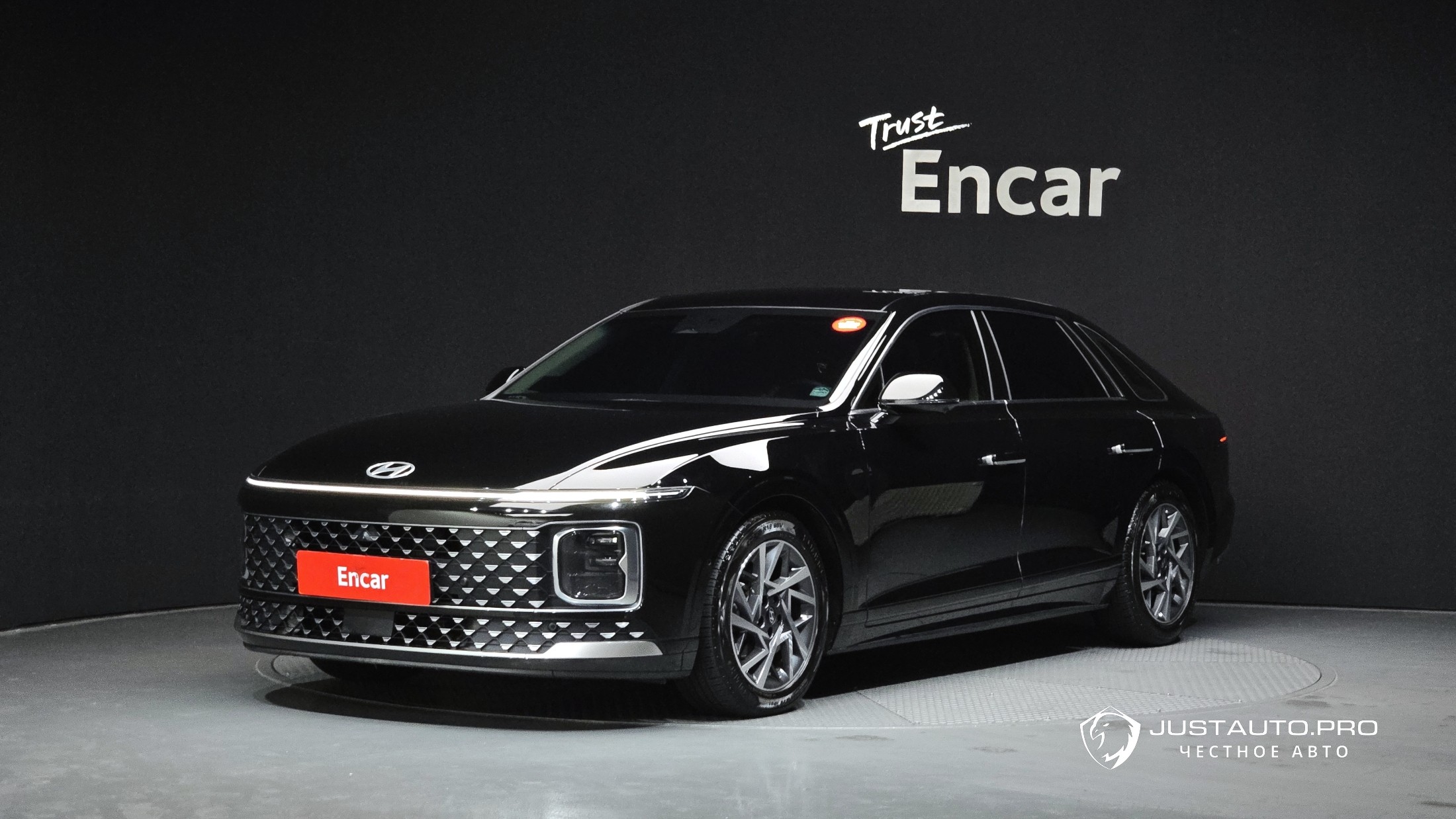 Автомобиль Hyundai Grandeur