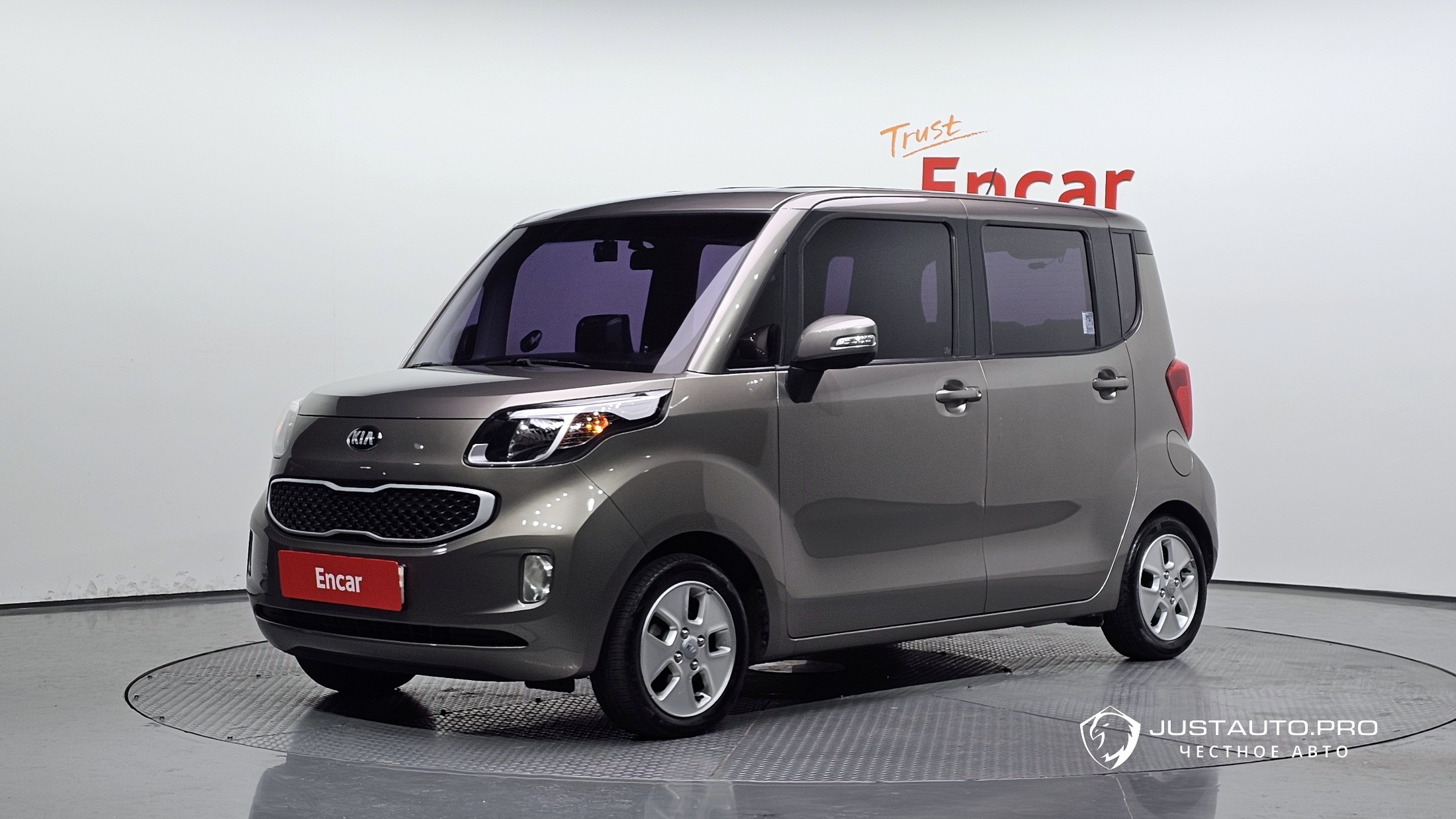 Автомобиль Kia RAY