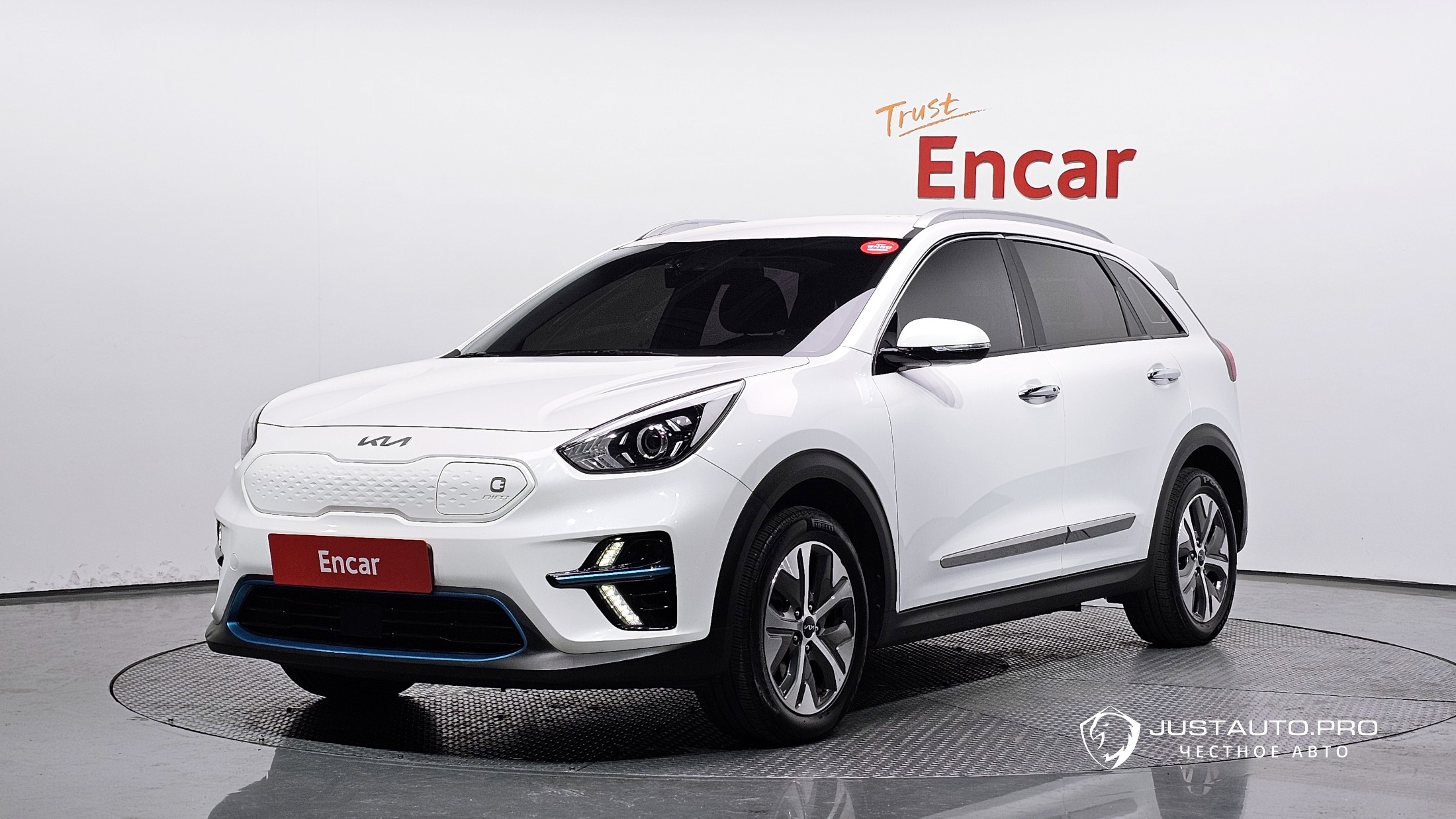 Автомобиль Kia Niro