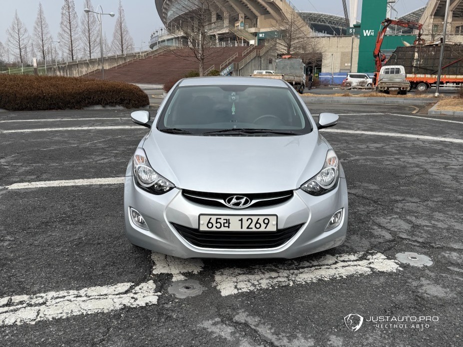 Автомобиль Hyundai AVANTE