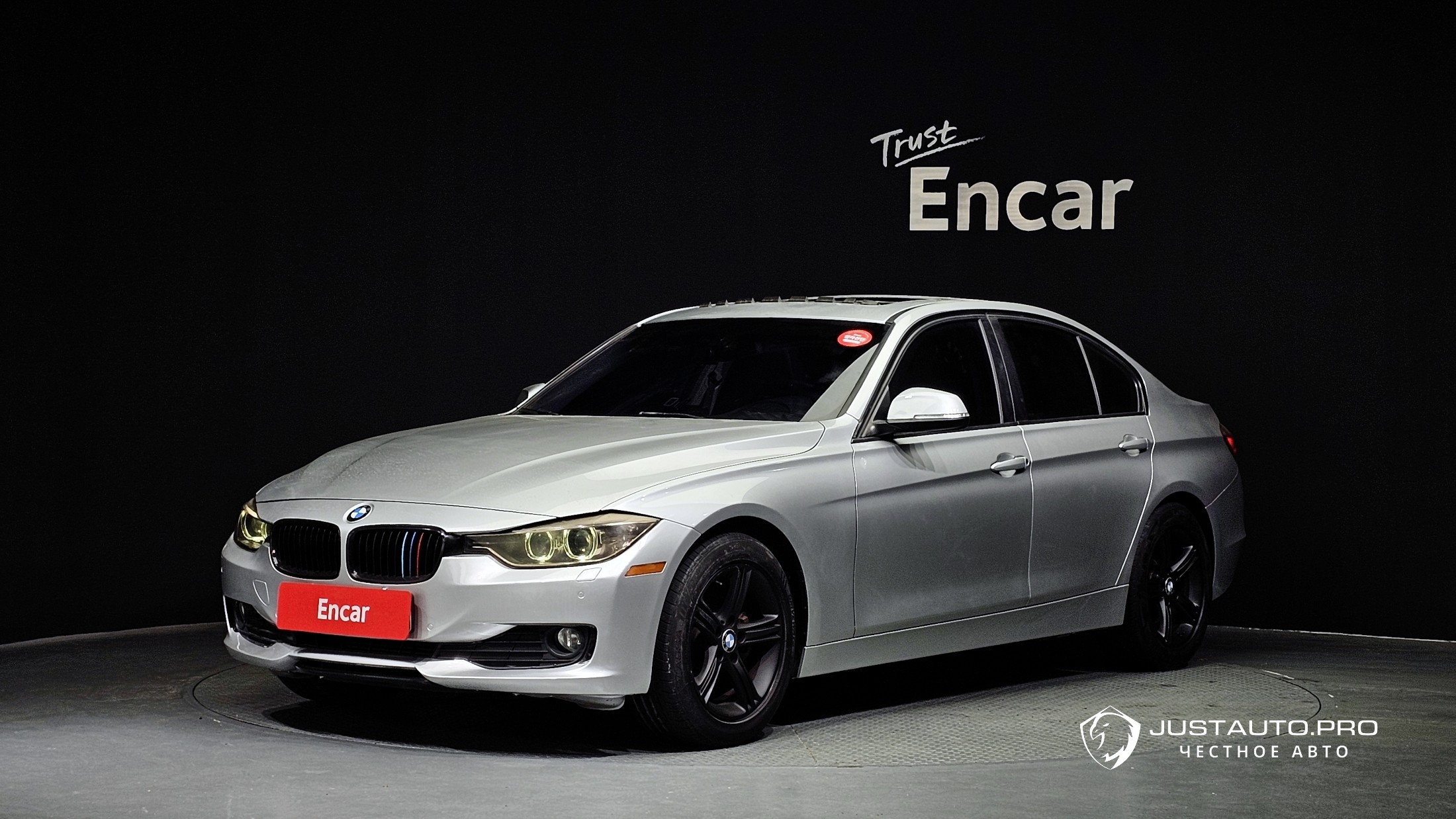 Автомобиль BMW 3-Series