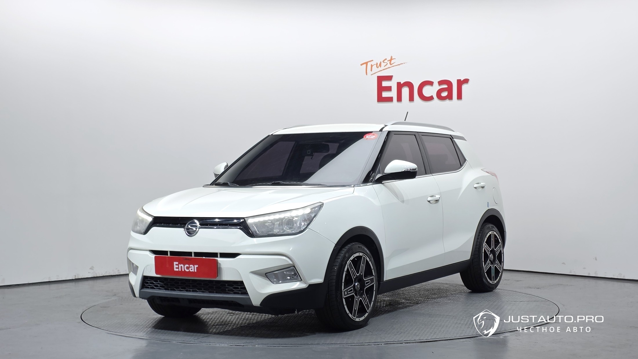 Автомобиль KG_Mobility_Ssangyong TIBOLI