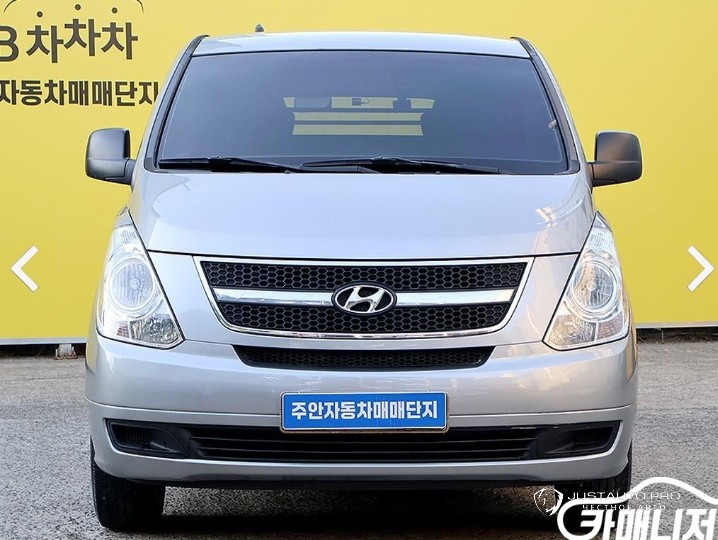 Автомобиль Hyundai Starex