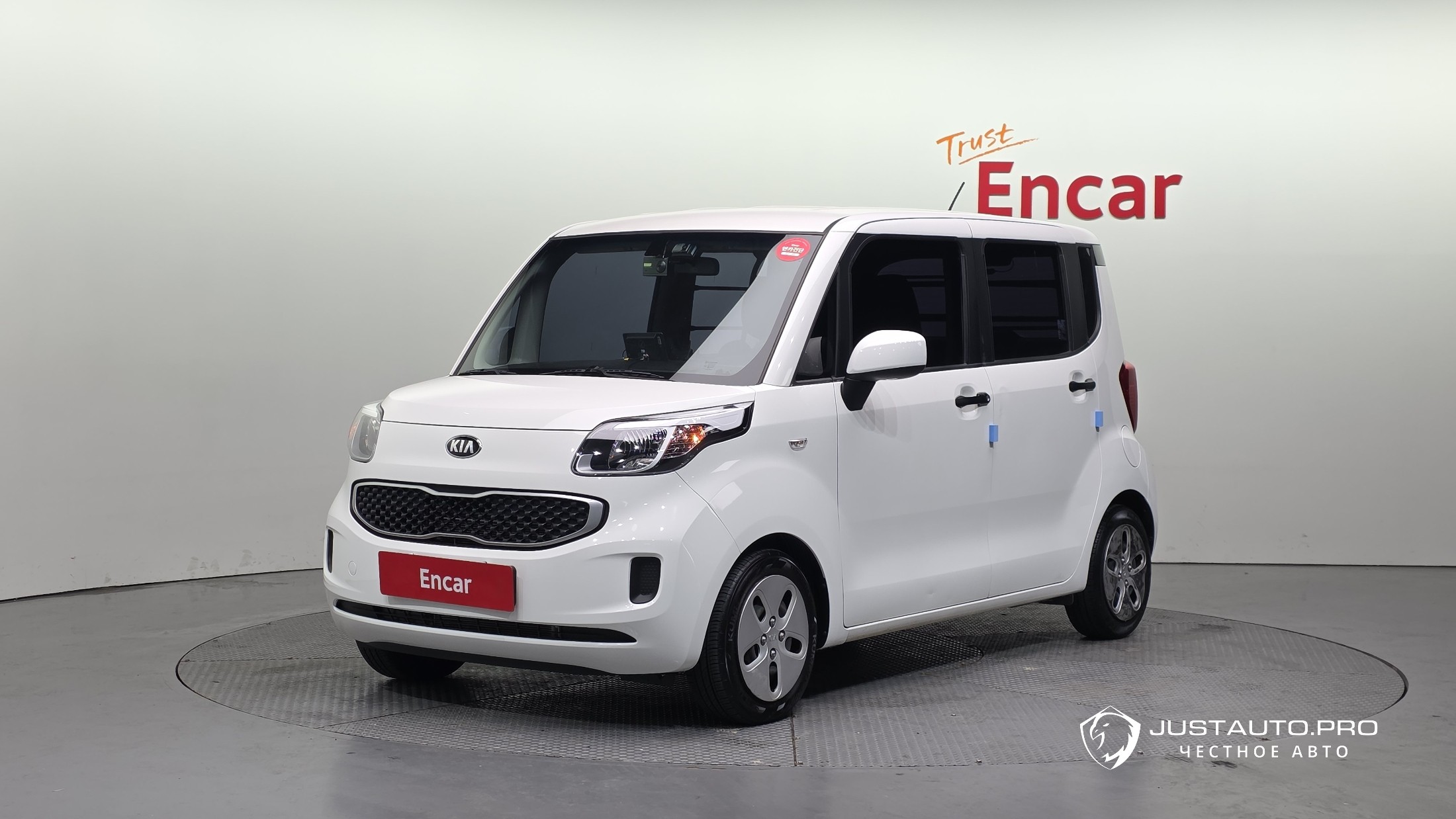Автомобиль Kia RAY