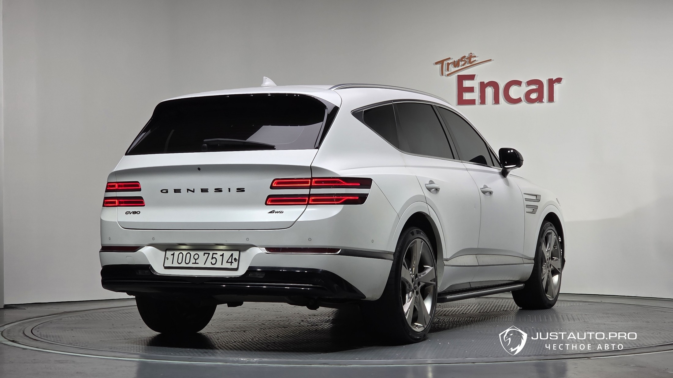 Автомобиль Genesis GV80