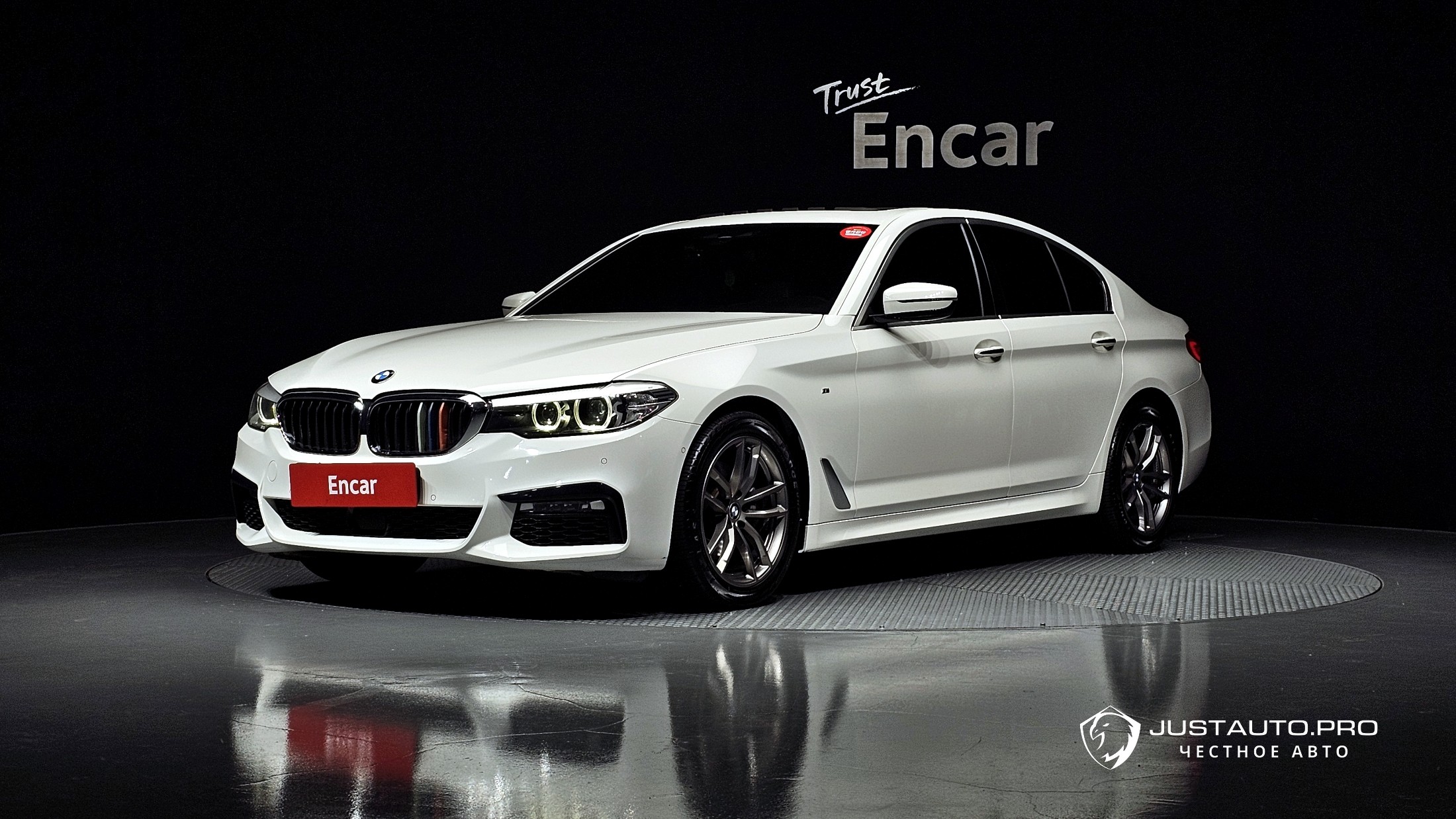 Автомобиль BMW 5-Series