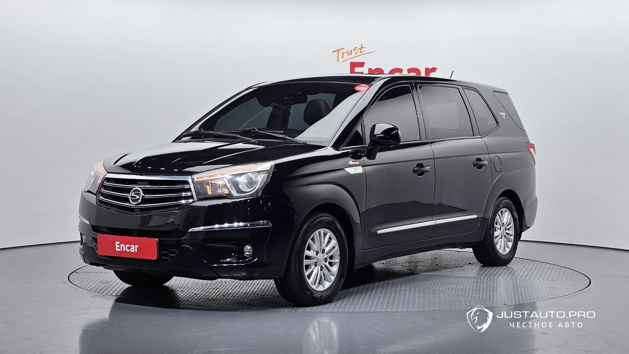 Автомобиль KG_Mobility_Ssangyong KORANDO