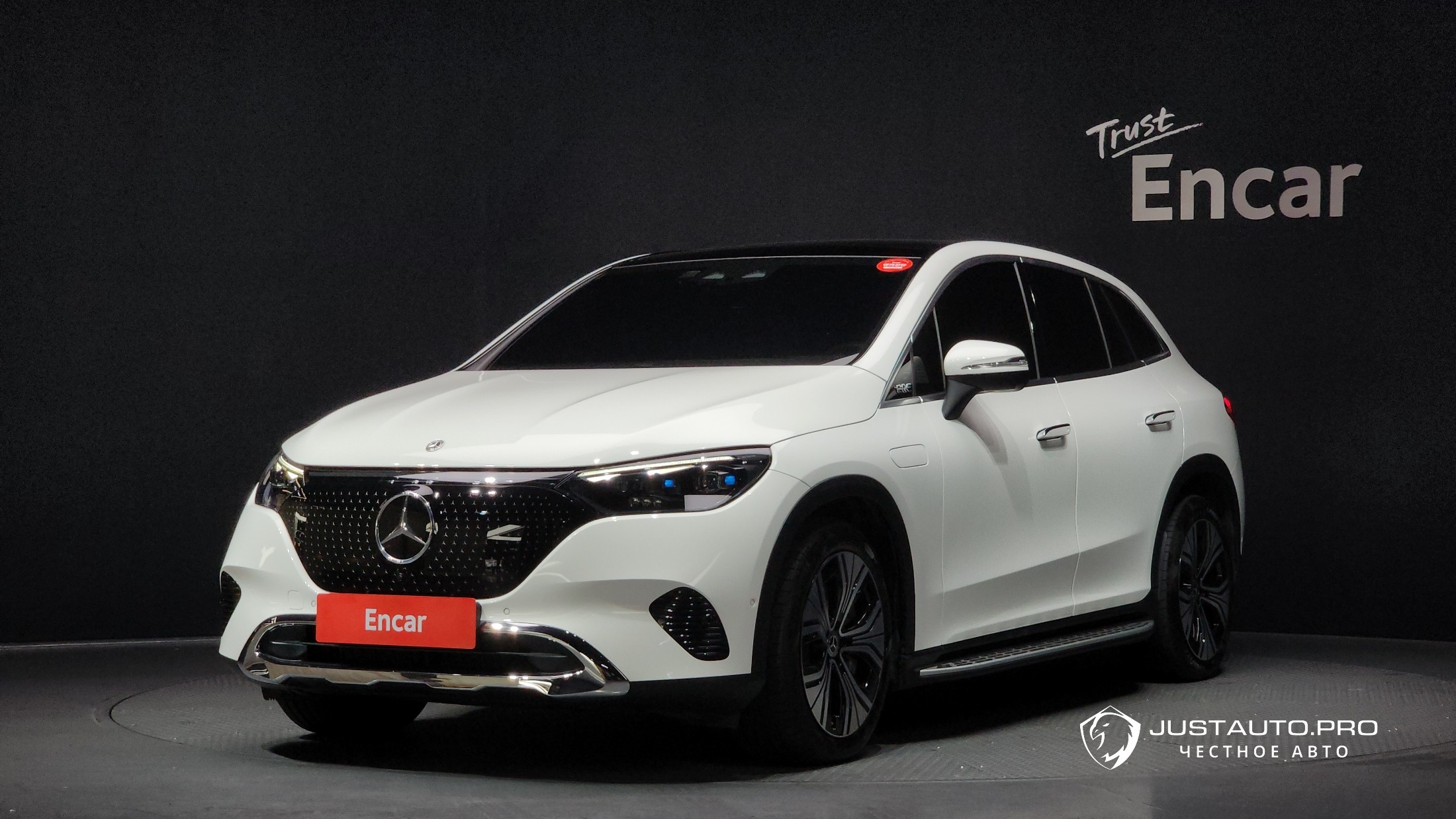 Автомобиль Mercedes-Benz EQE