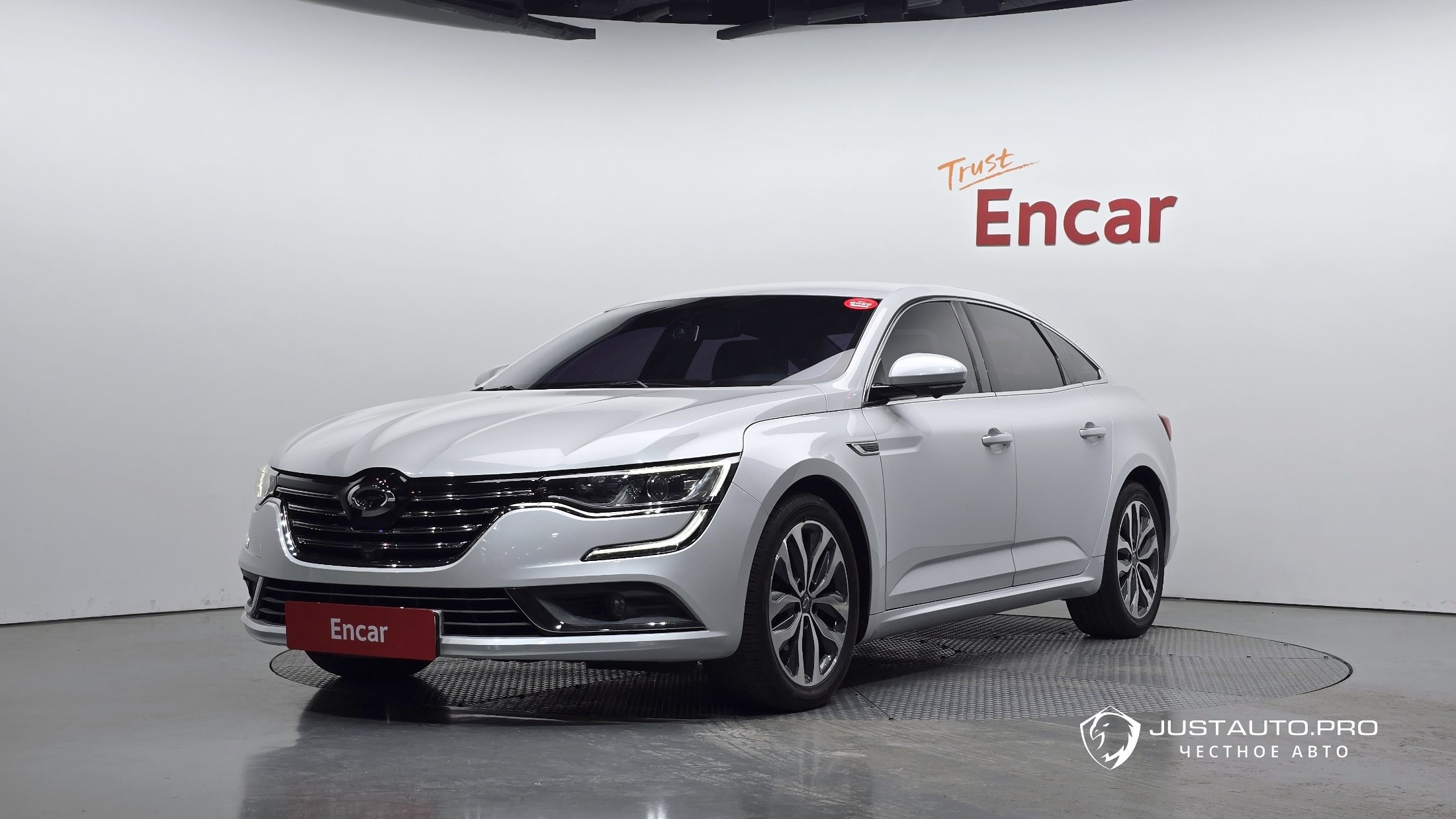 Автомобиль Renault-KoreaSamsung SM6