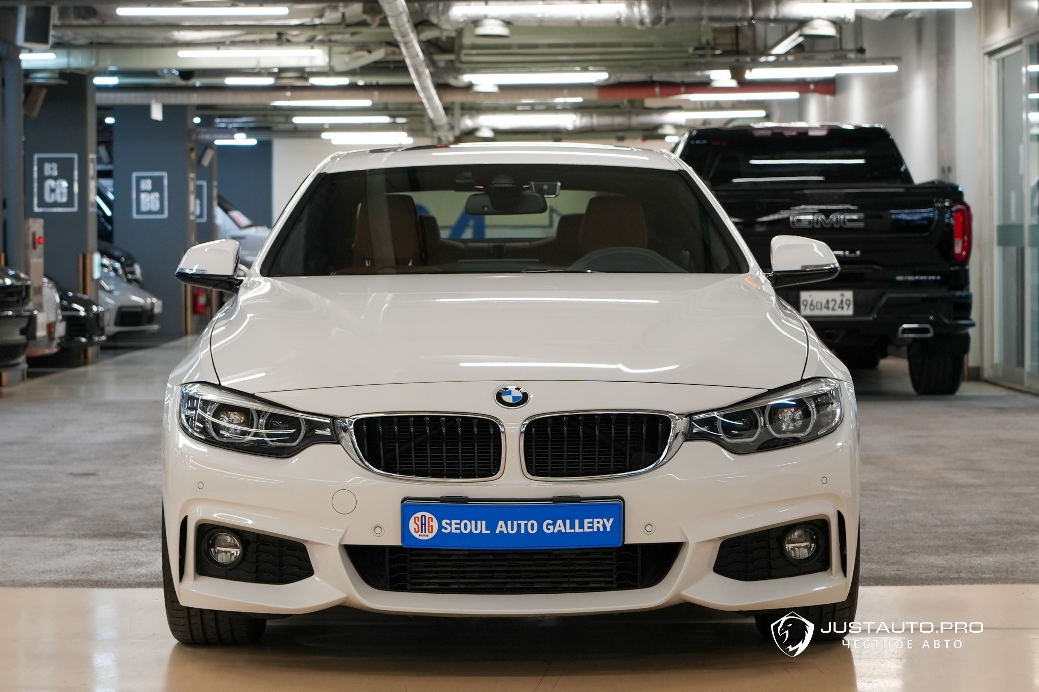 Автомобиль BMW 4-Series