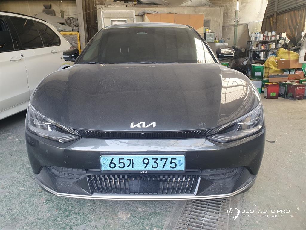 Автомобиль Kia EV6