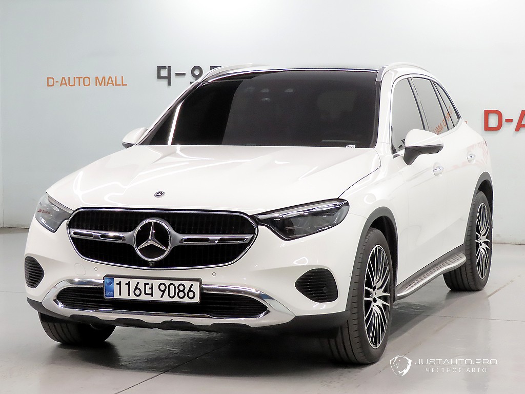 Автомобиль Mercedes-Benz GLC-Class