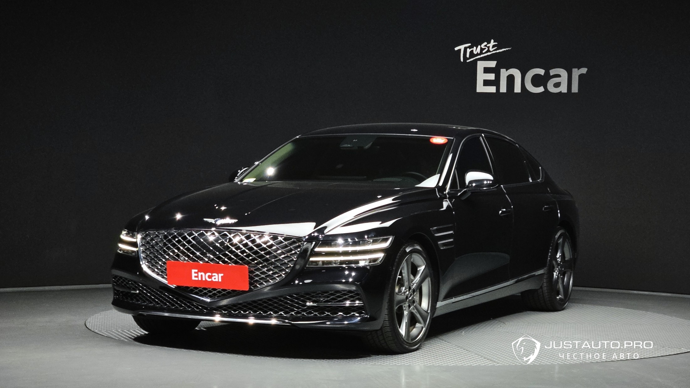 Автомобиль Genesis G80