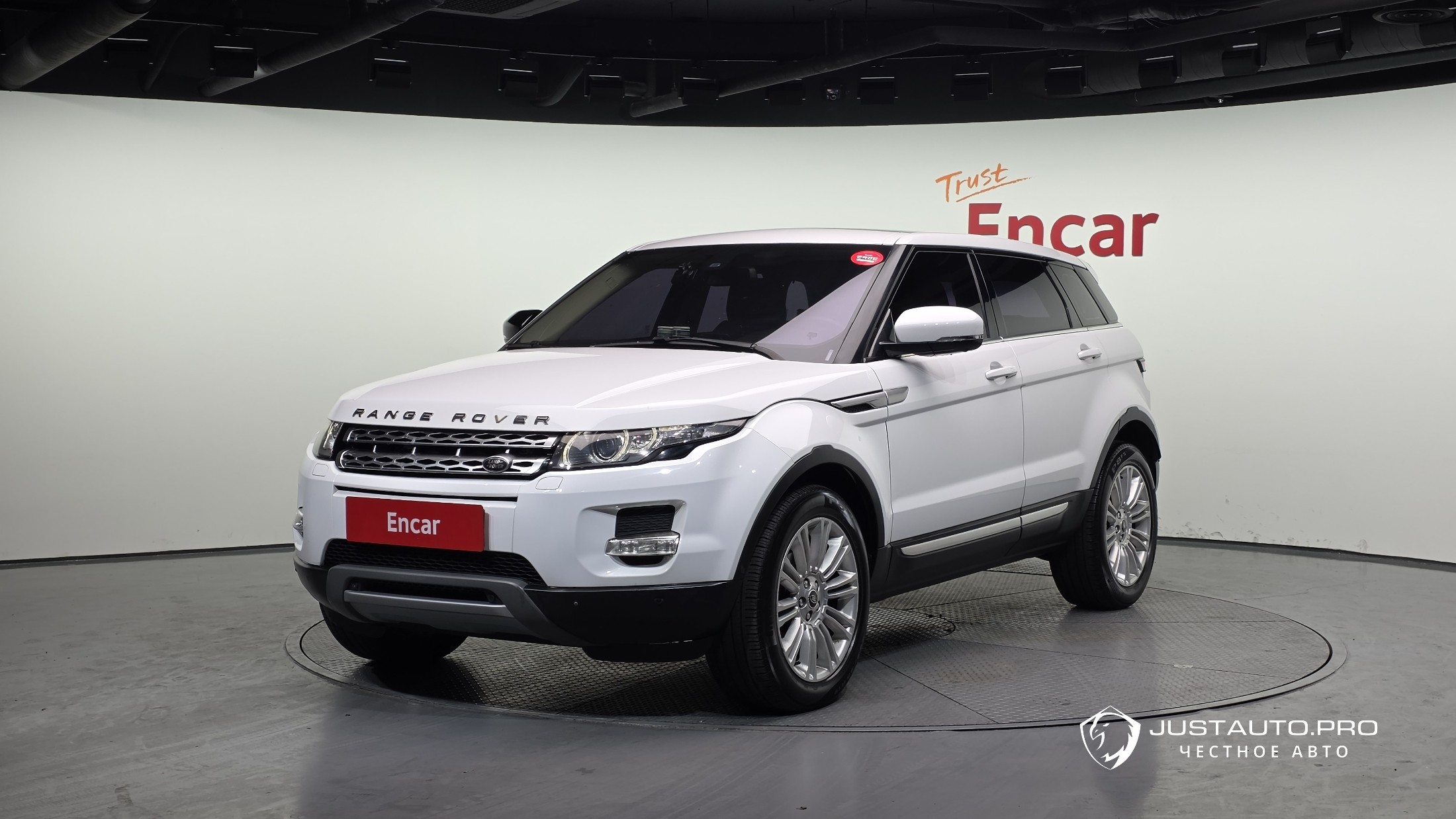 Автомобиль Land Rover Range Rover Evoque