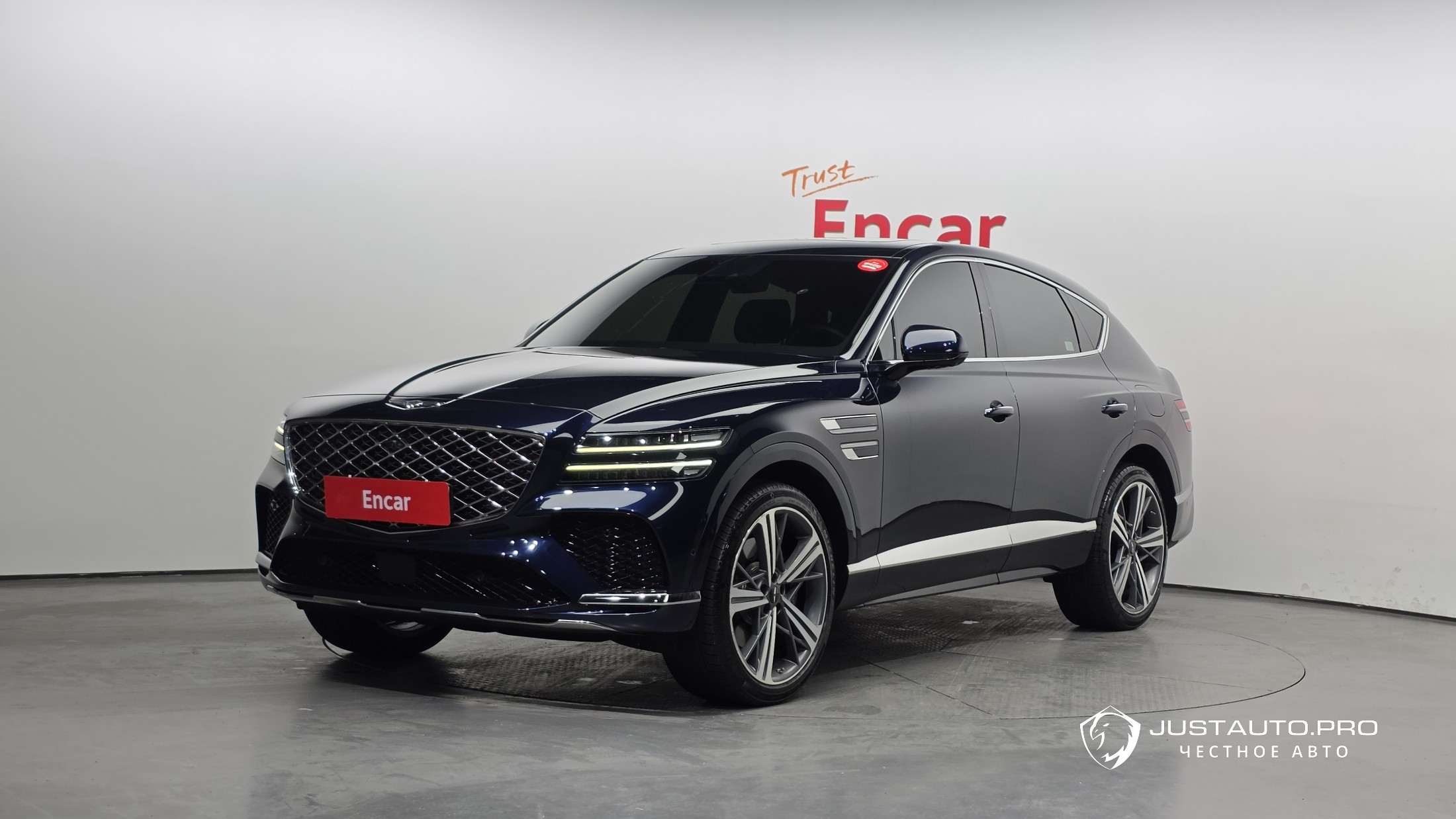 Автомобиль Genesis GV80