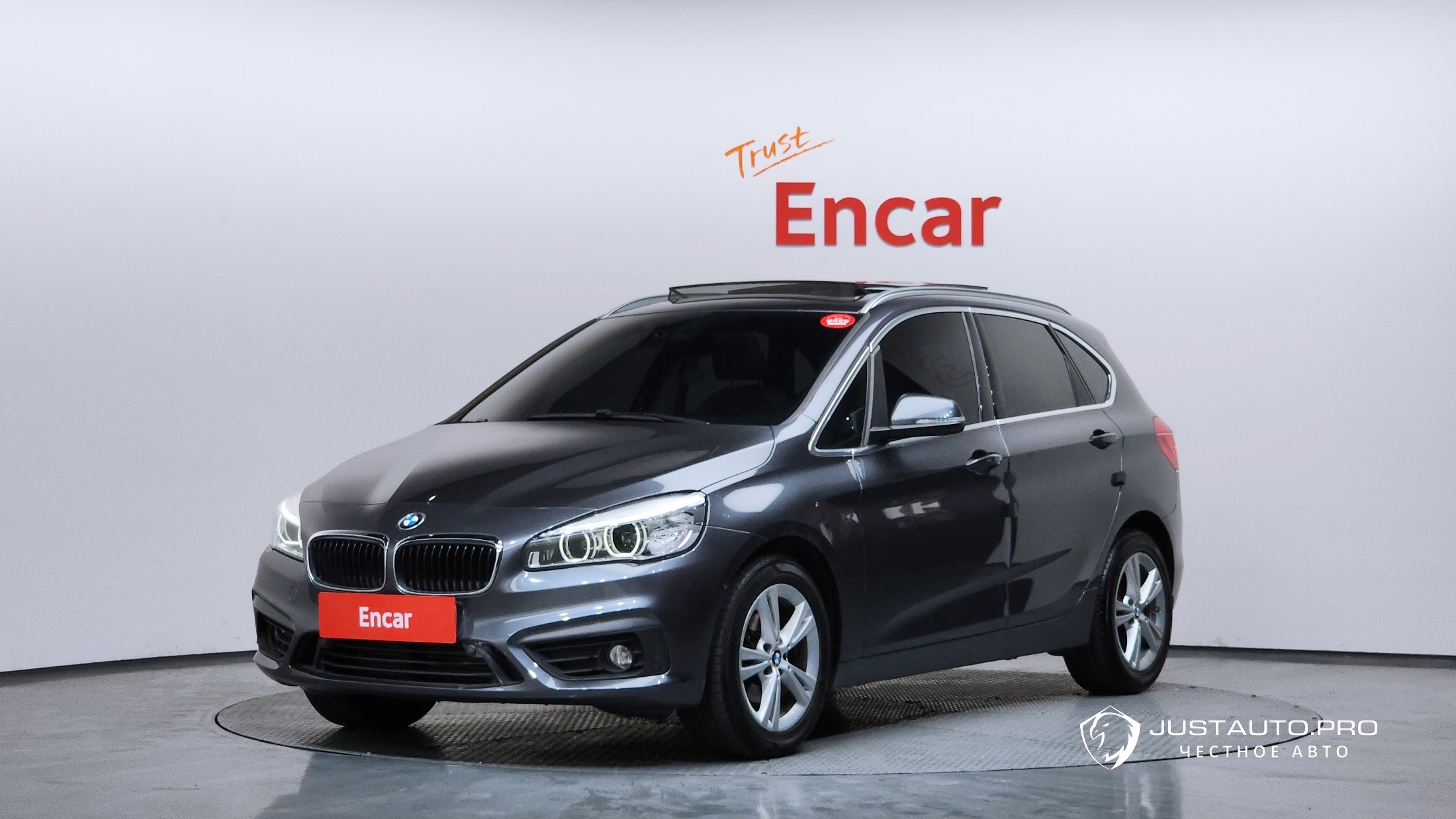 Автомобиль BMW 2-Series