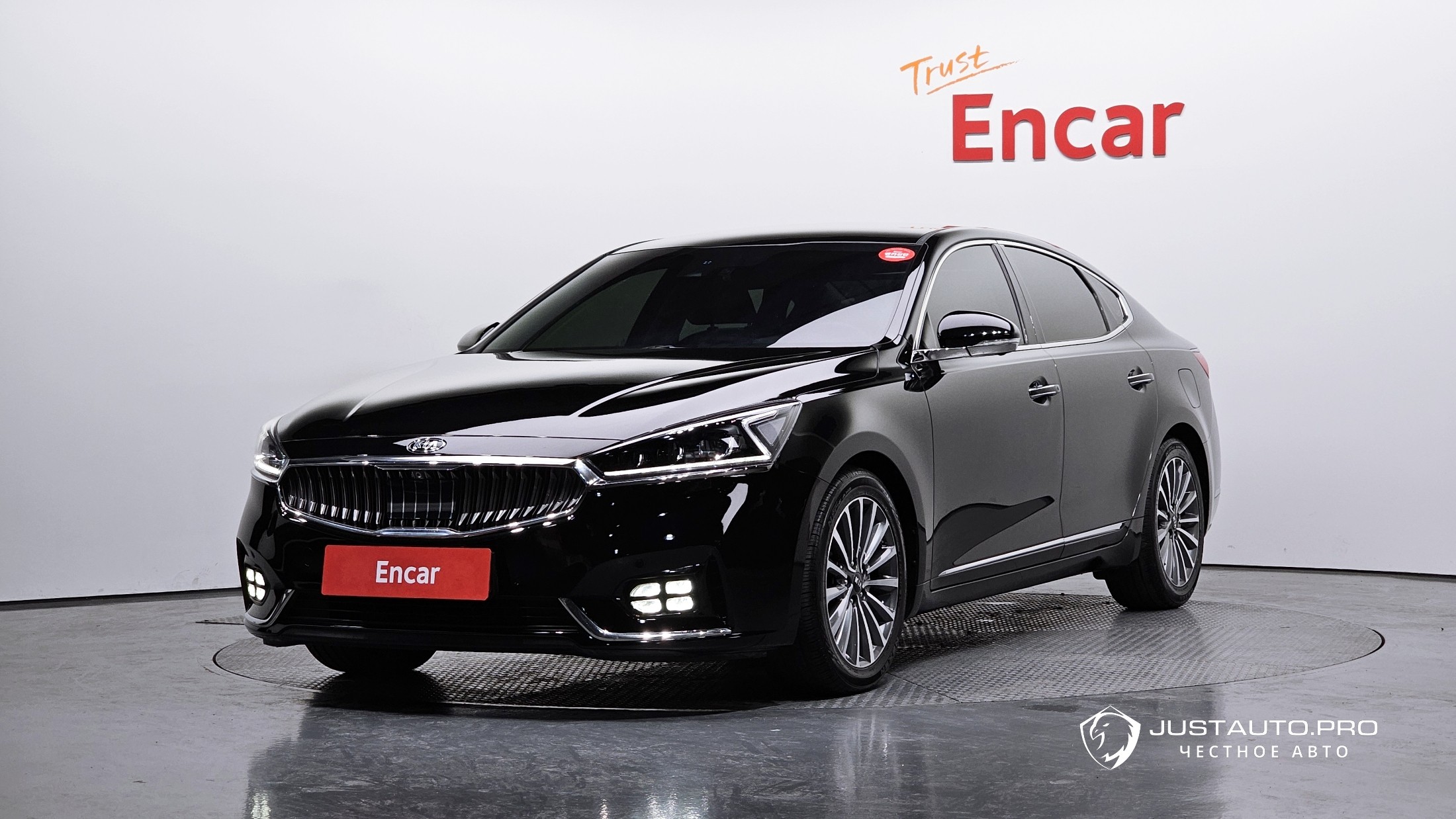 Автомобиль Kia K7