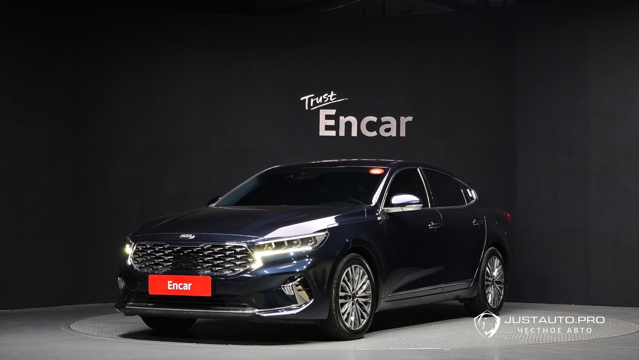 Автомобиль Kia K7