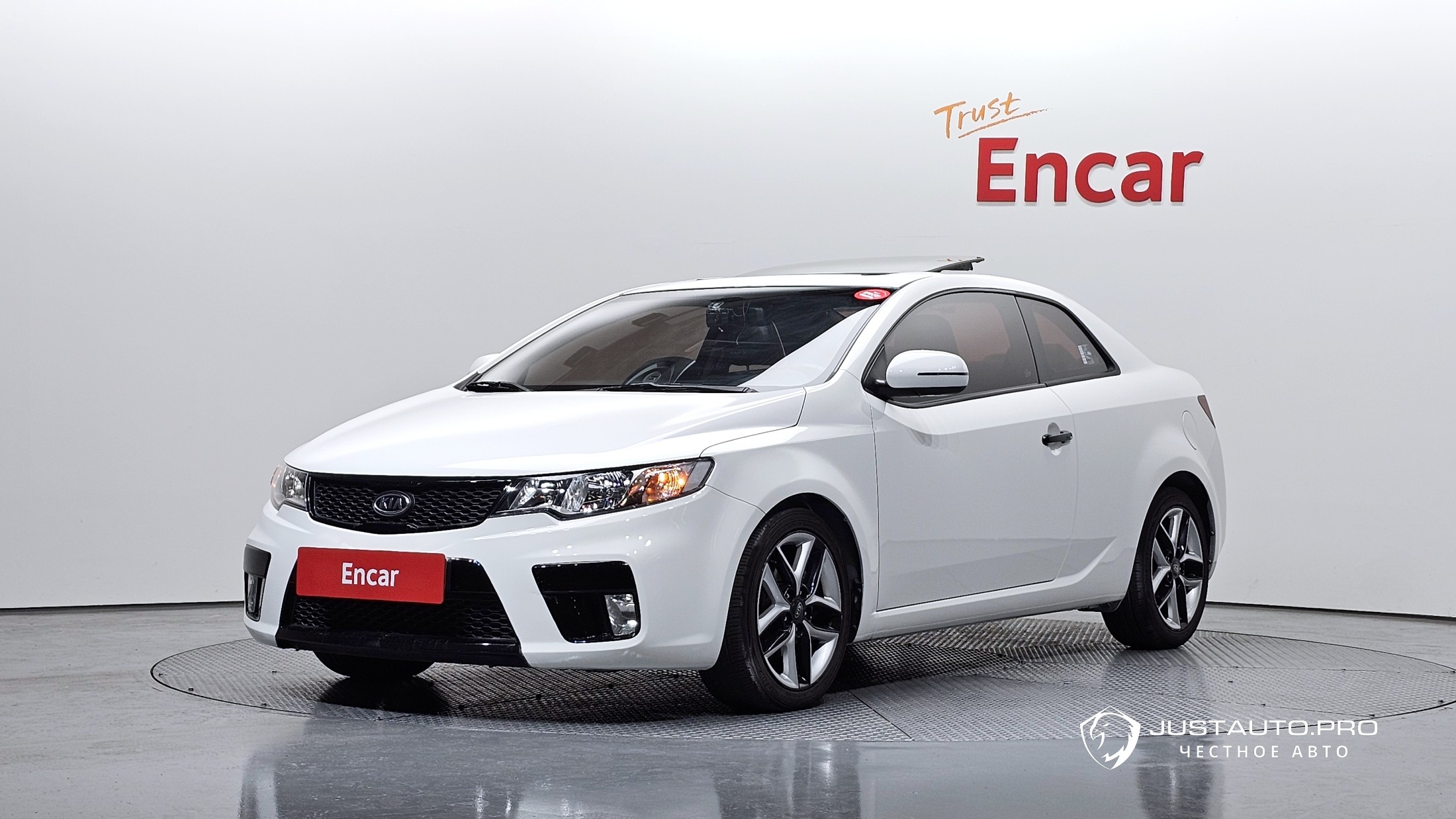 Автомобиль Kia Porte
