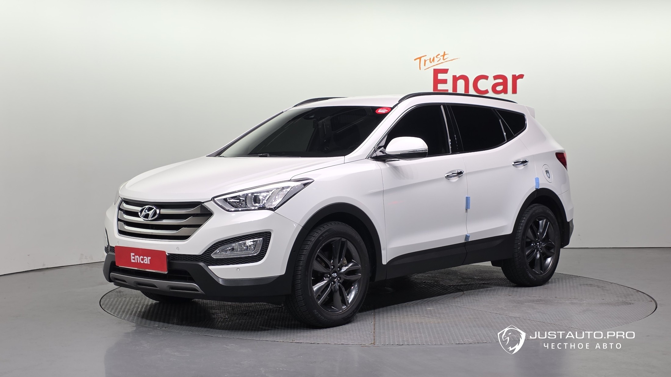 Автомобиль Hyundai Santafe