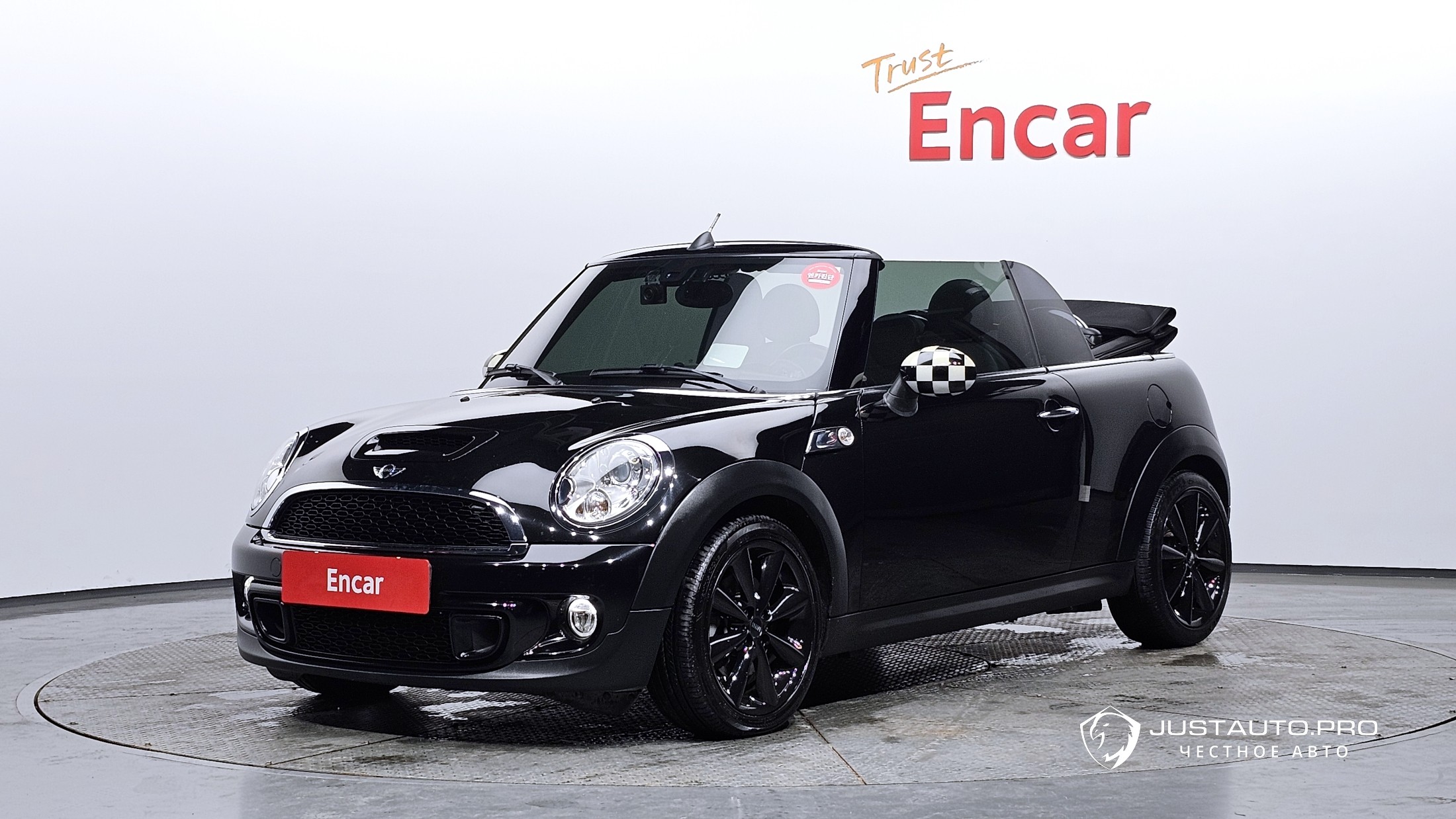 Автомобиль Mini Cooper Convertible