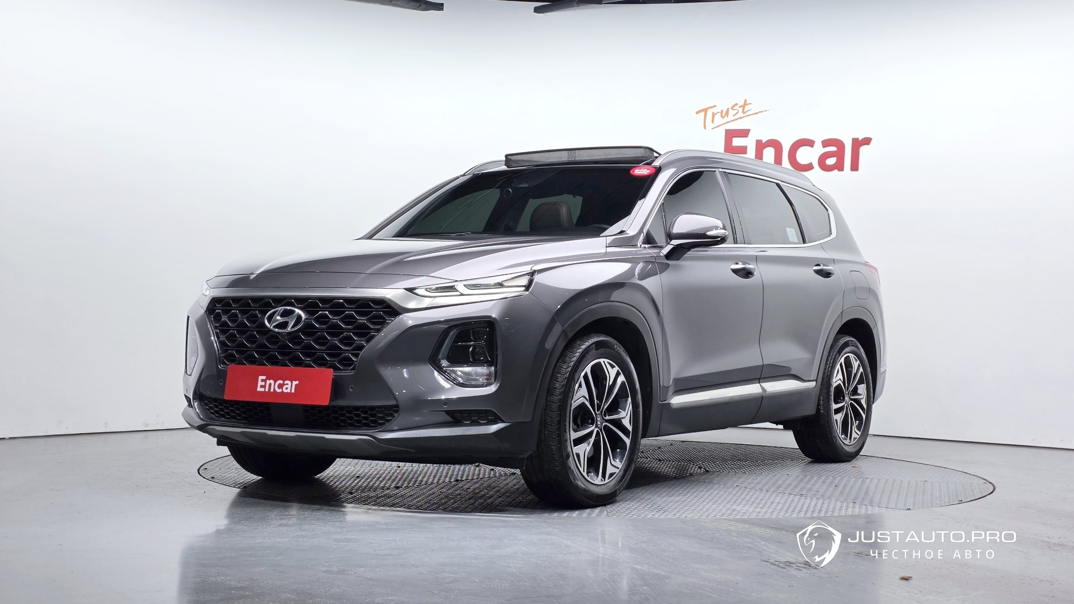 Автомобиль Hyundai Santafe