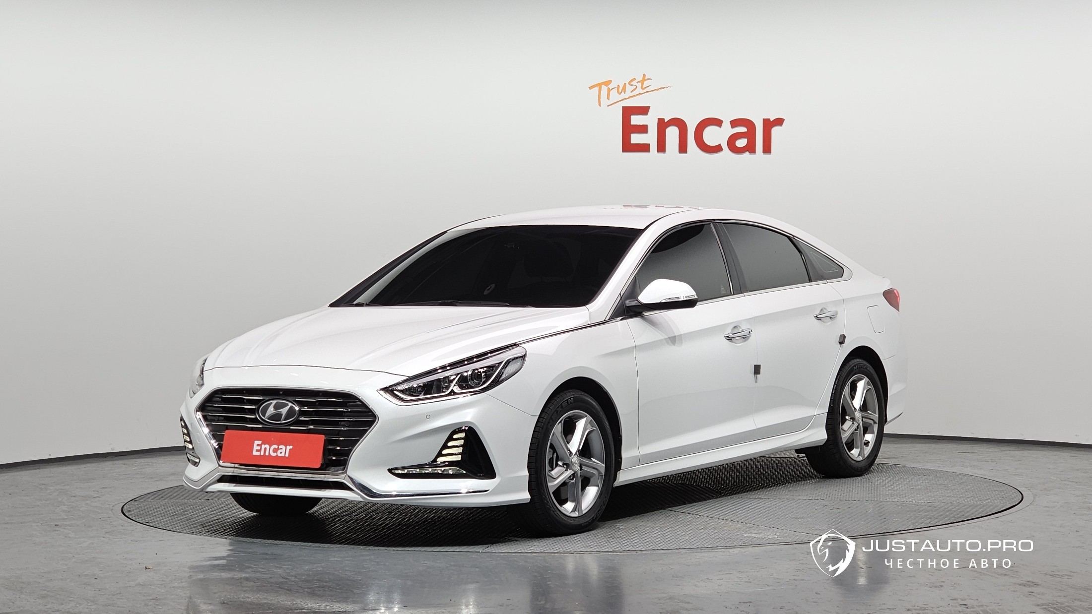 Автомобиль Hyundai Sonata