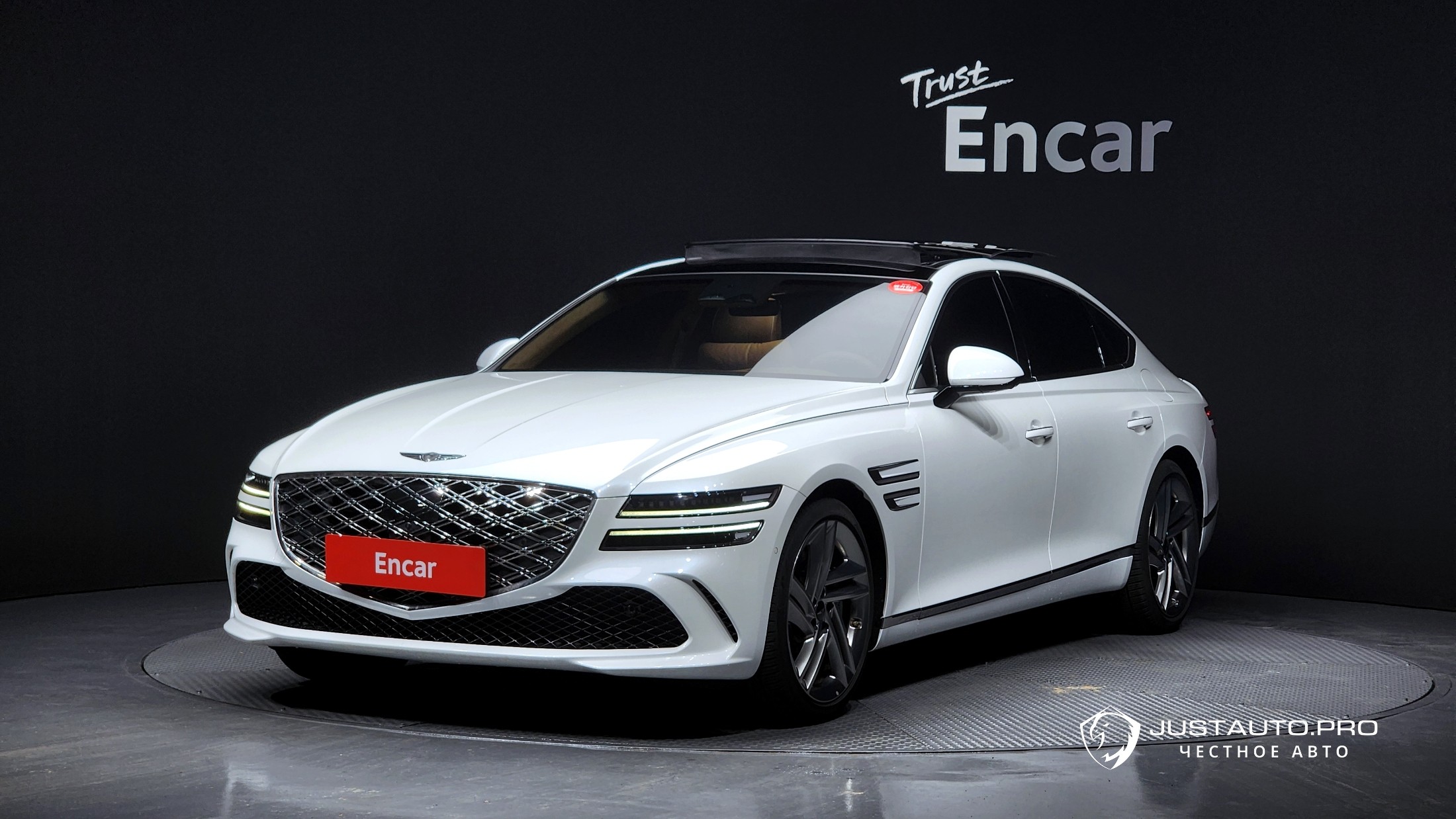 Автомобиль Genesis G80