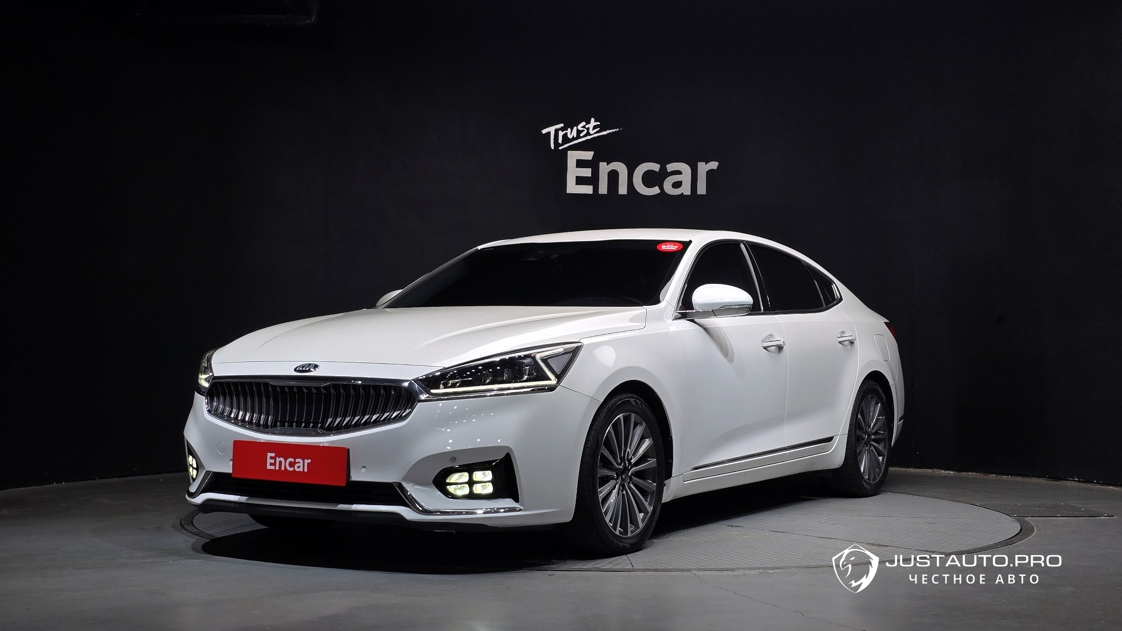 Автомобиль Kia K7