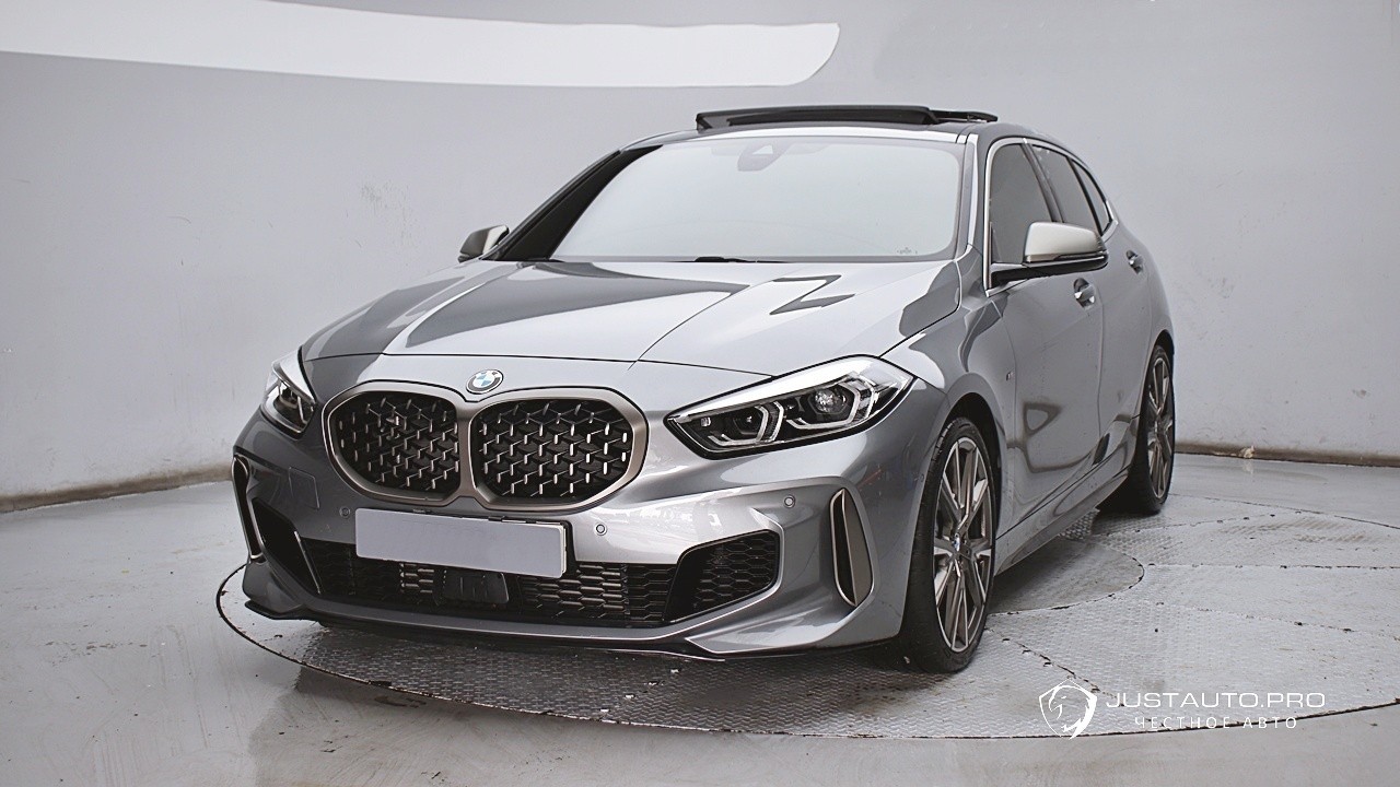 Автомобиль BMW 1-Series