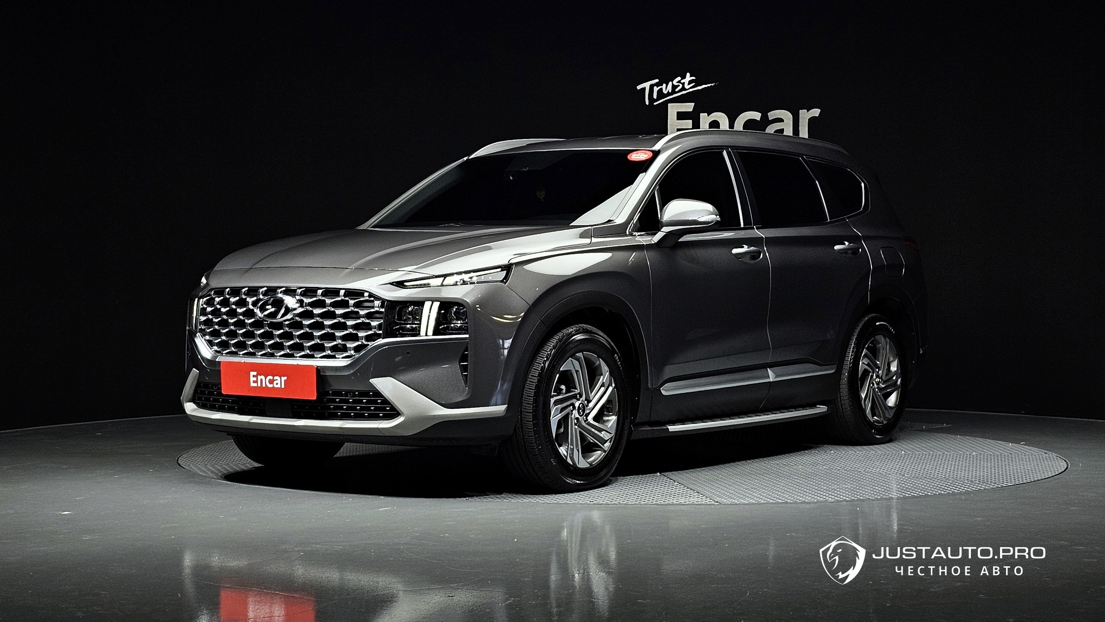 Автомобиль Hyundai Santafe