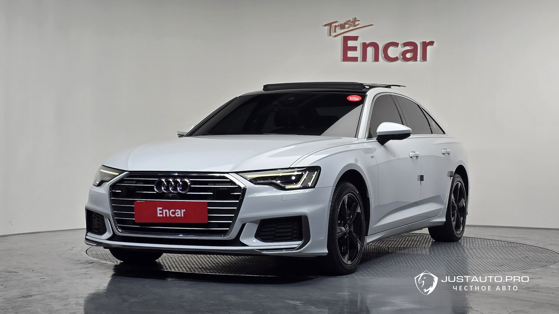 Автомобиль Audi A6