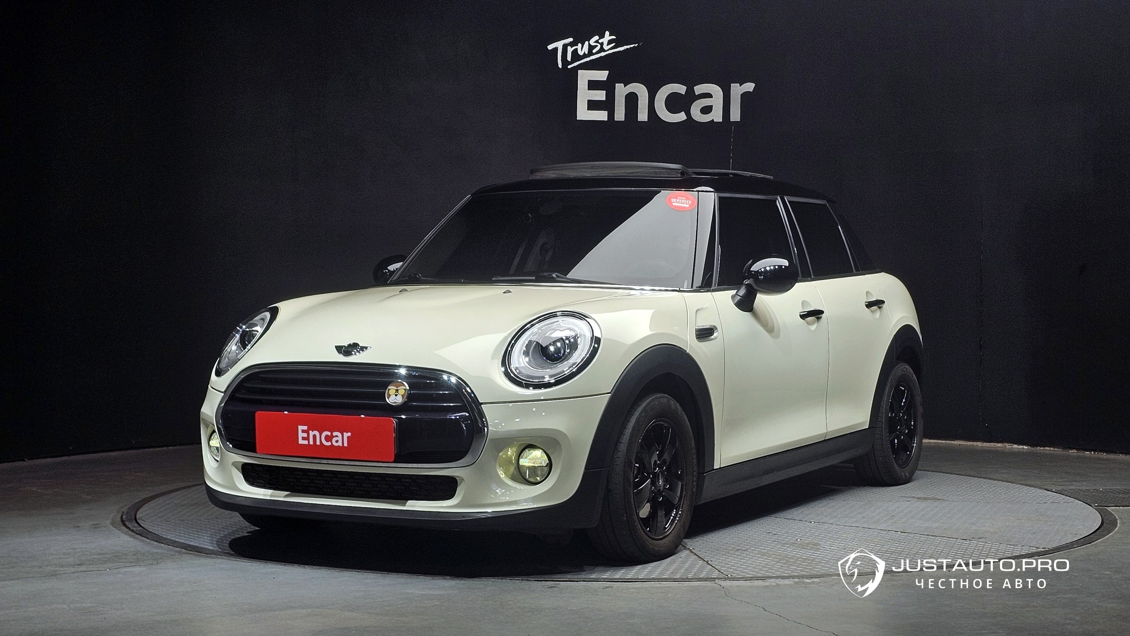 Автомобиль Mini Cooper