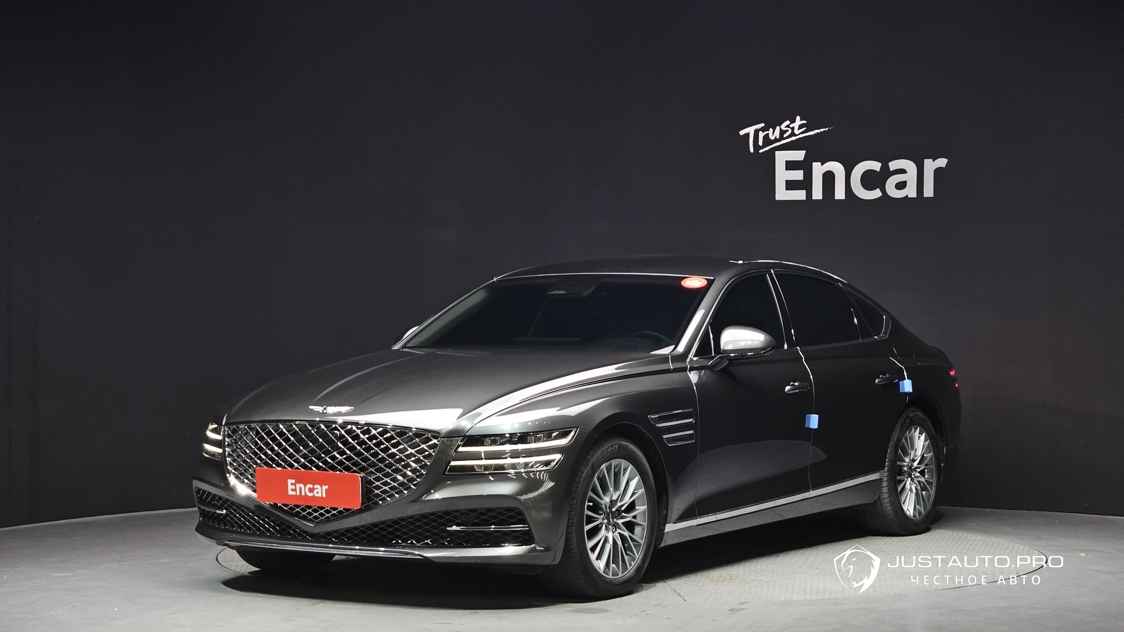 Автомобиль Genesis G80
