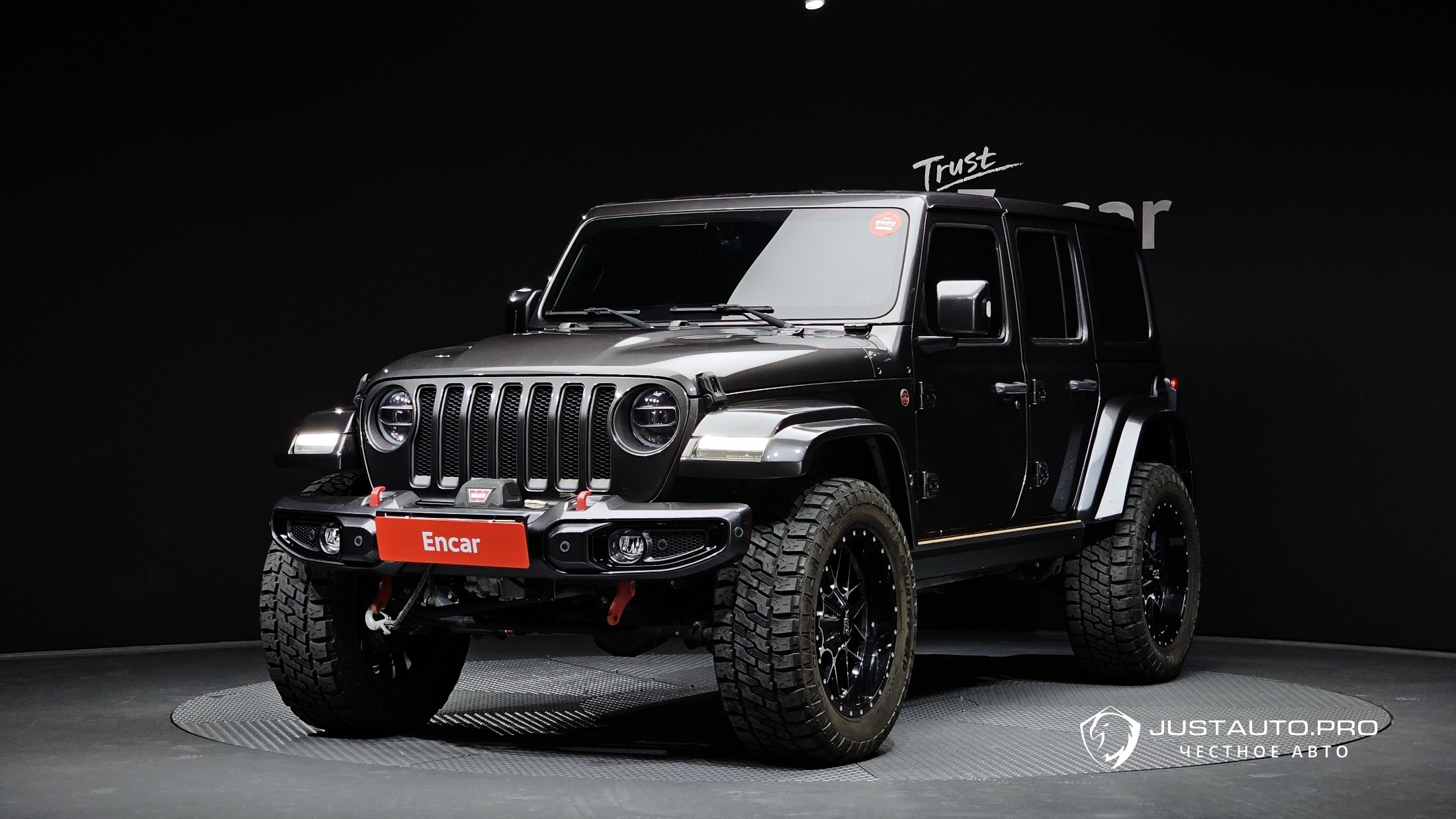 Автомобиль Jeep Wrangler