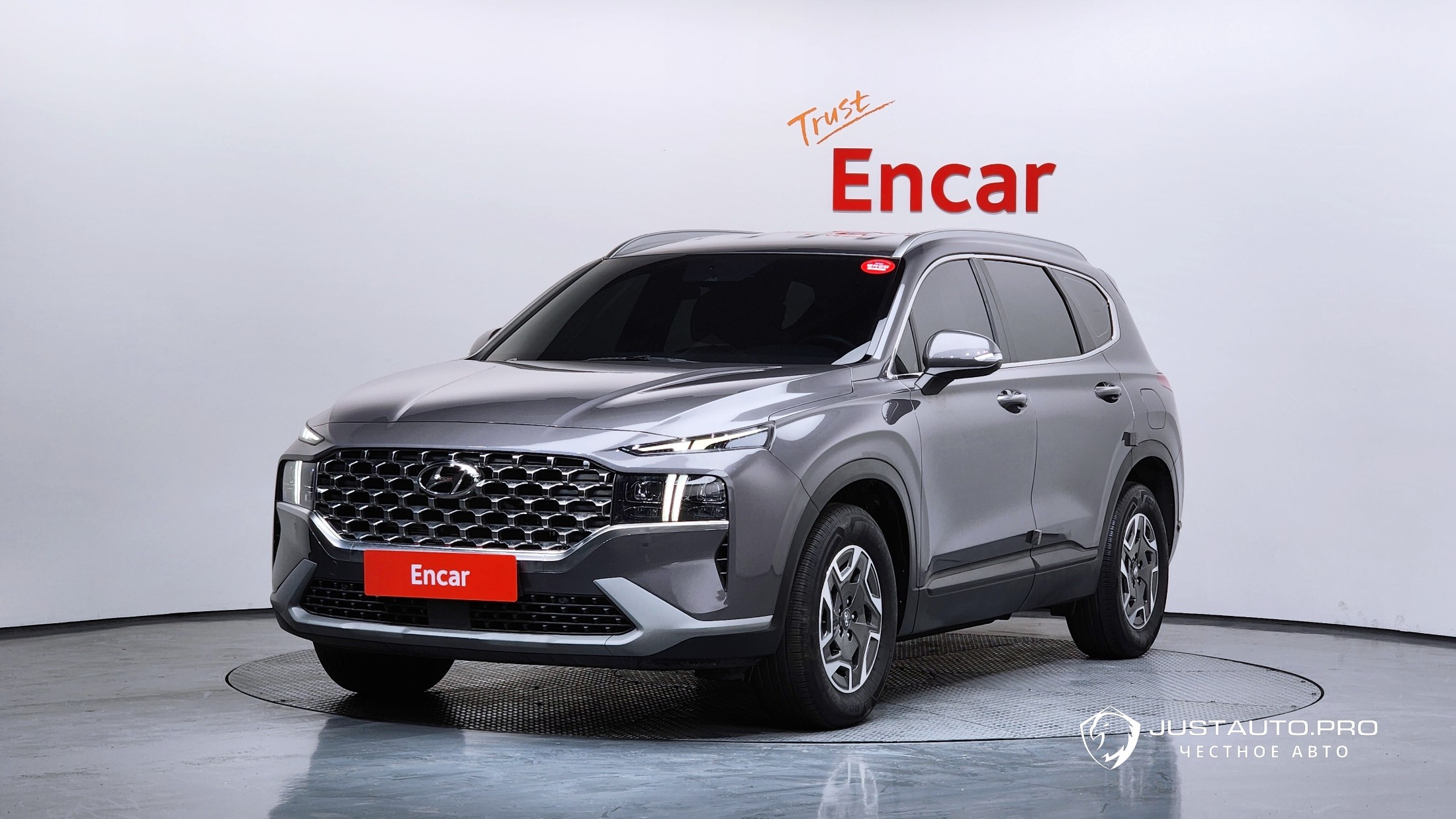 Автомобиль Hyundai Santafe