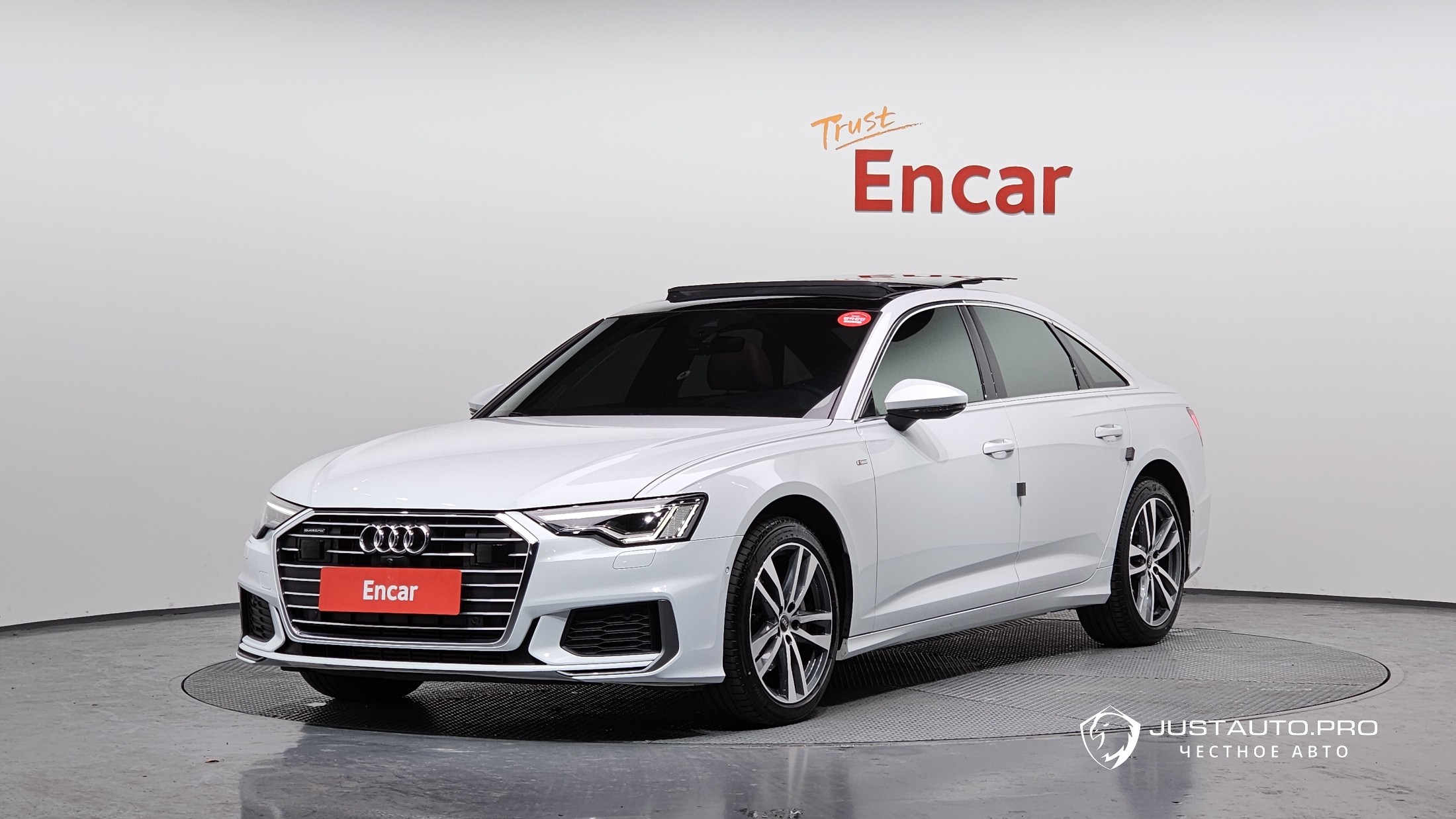 Автомобиль Audi A6