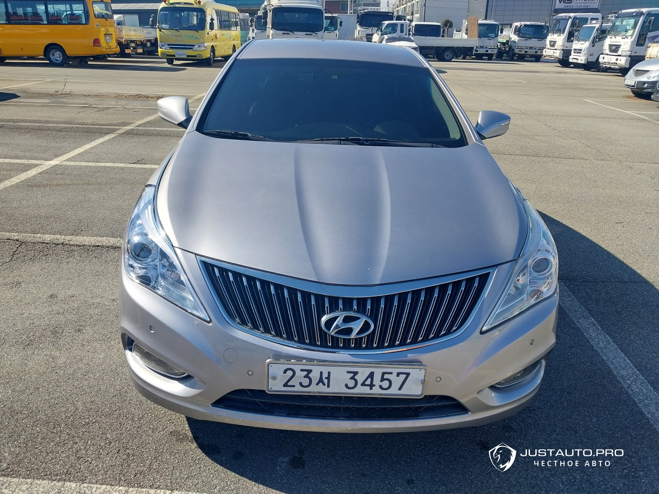 Автомобиль Hyundai Grandeur